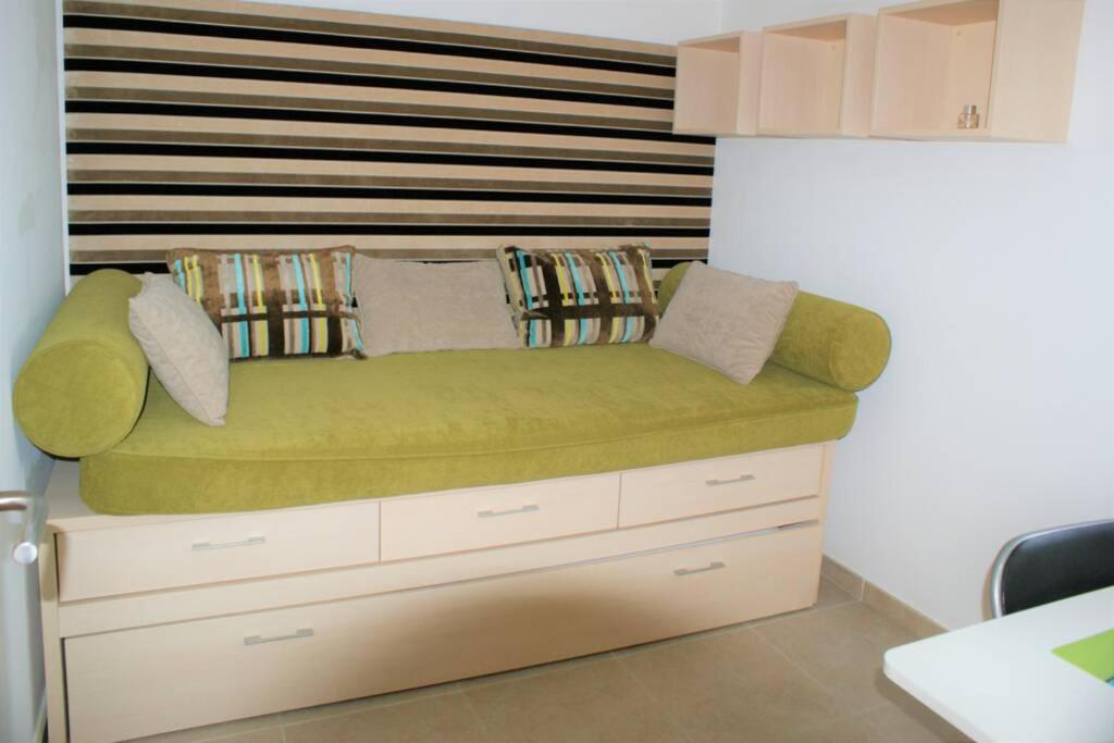 Apartamento con piscina y parking en Roses (5-3) photo 5