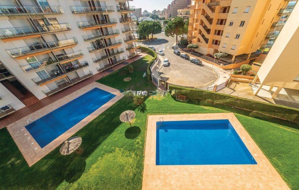 Apartamento con piscina y parking en Roses (5-3) photo 4