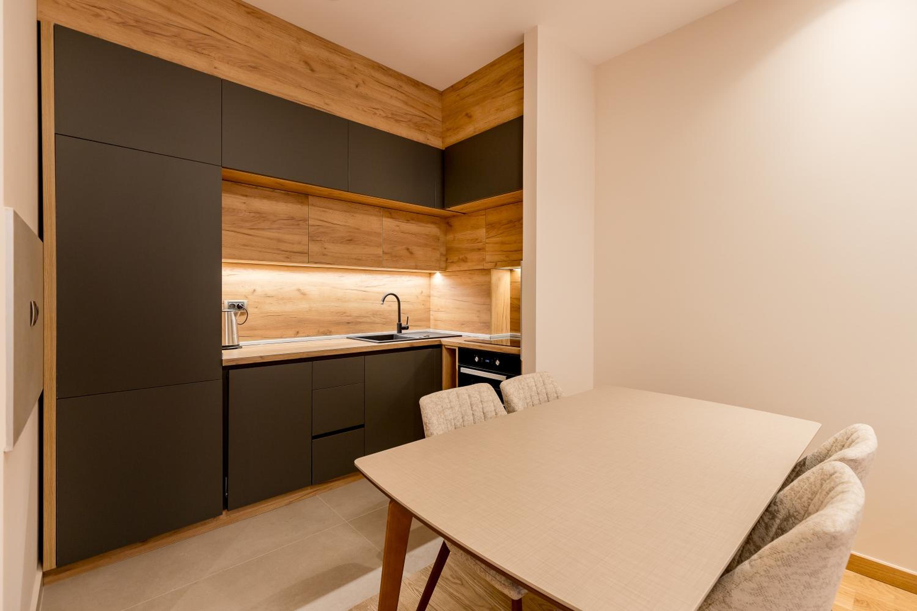 Athos Square Apartments 照片第 86 張,共 87 張