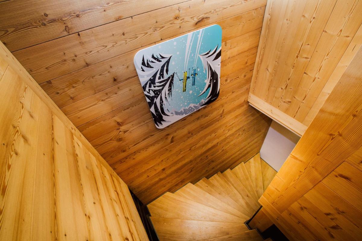 Morzine Vacations - Simply Morzine - Chalet Petit Central - Property Image 3