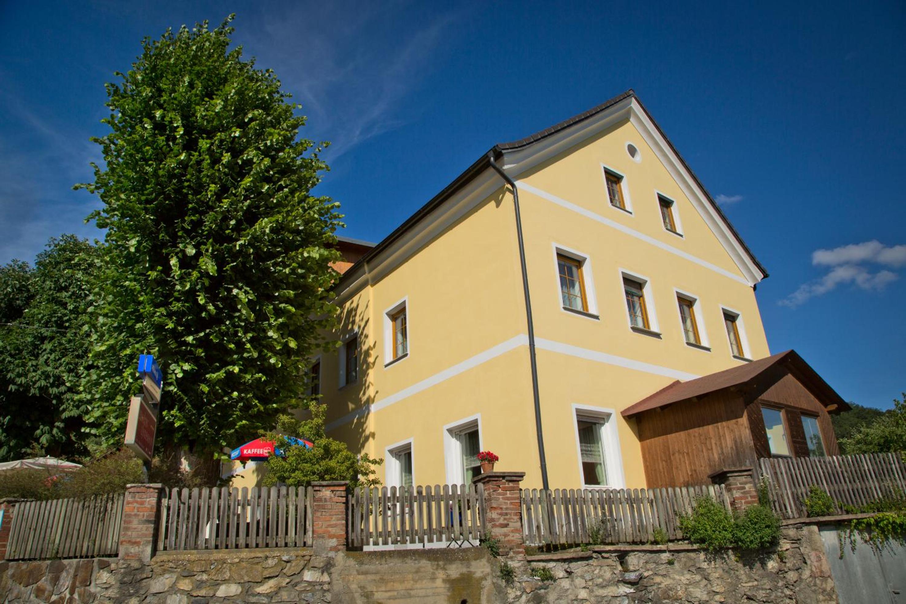 Pension Lindenhof