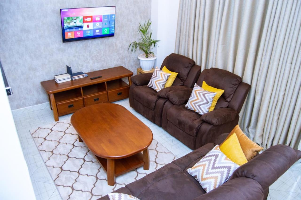 Executive Two & Three Bedroom Suites view 3