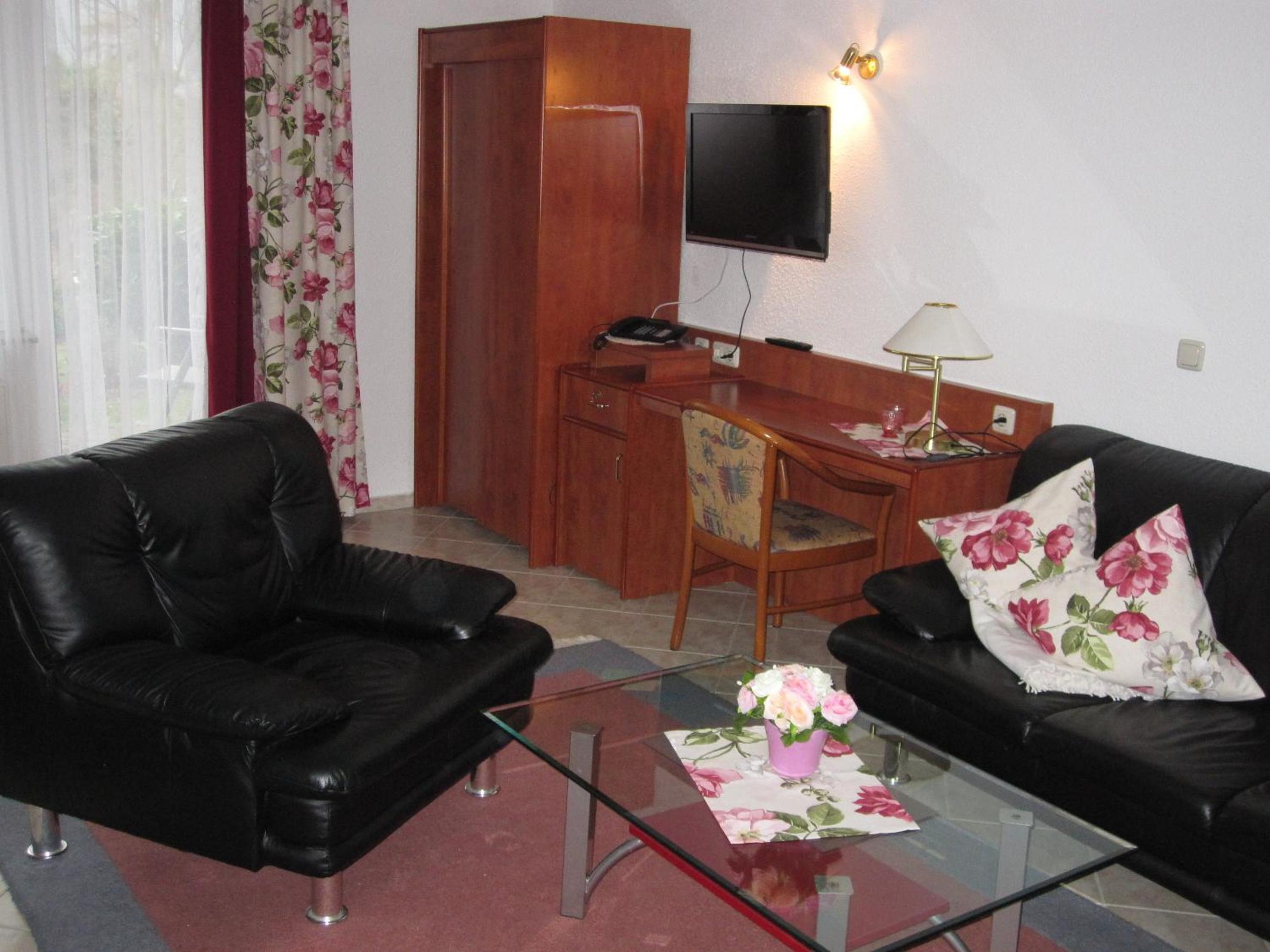 Urlaubspension 'Hohes Rott' und Apartmenthaus