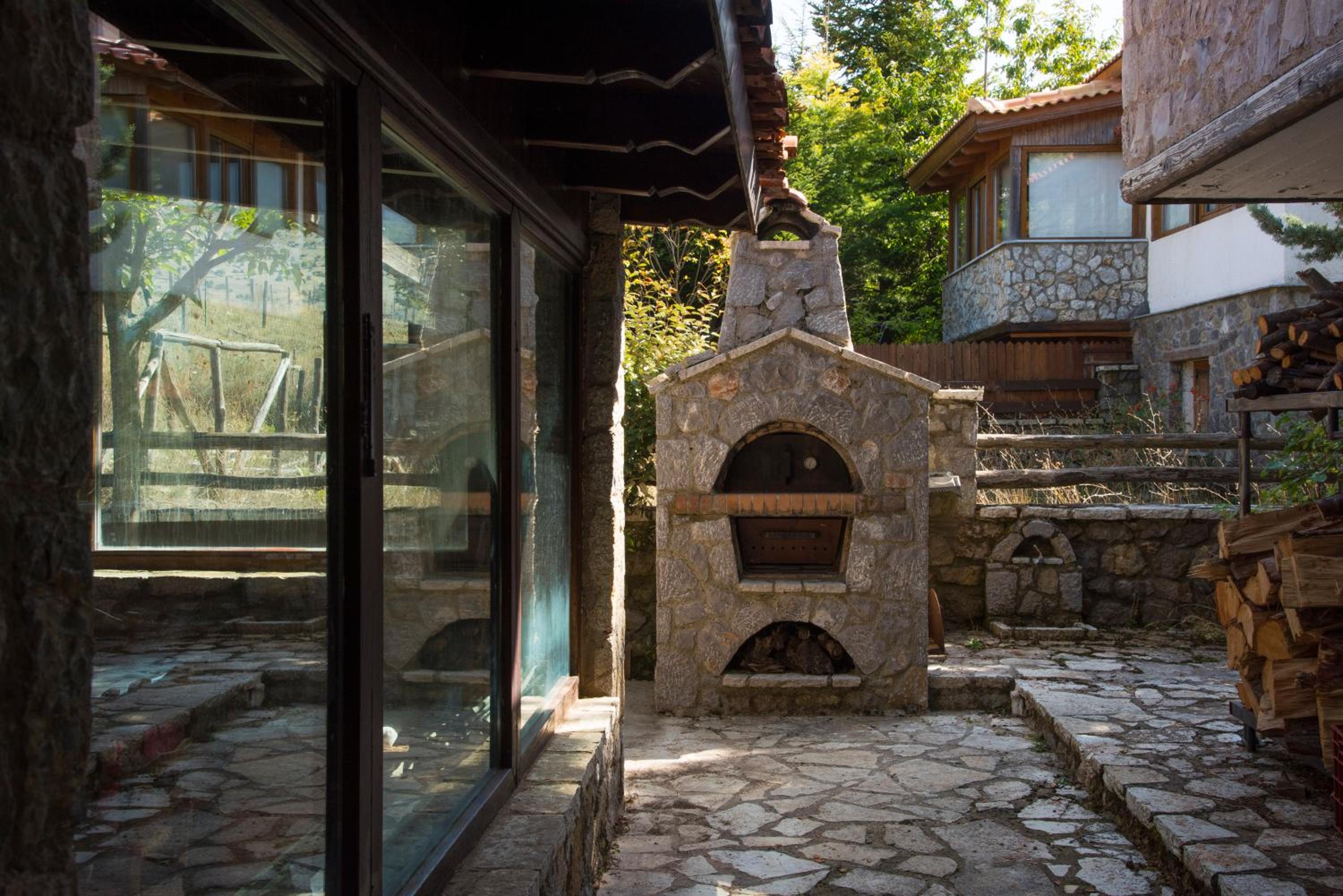Villa Parnassos