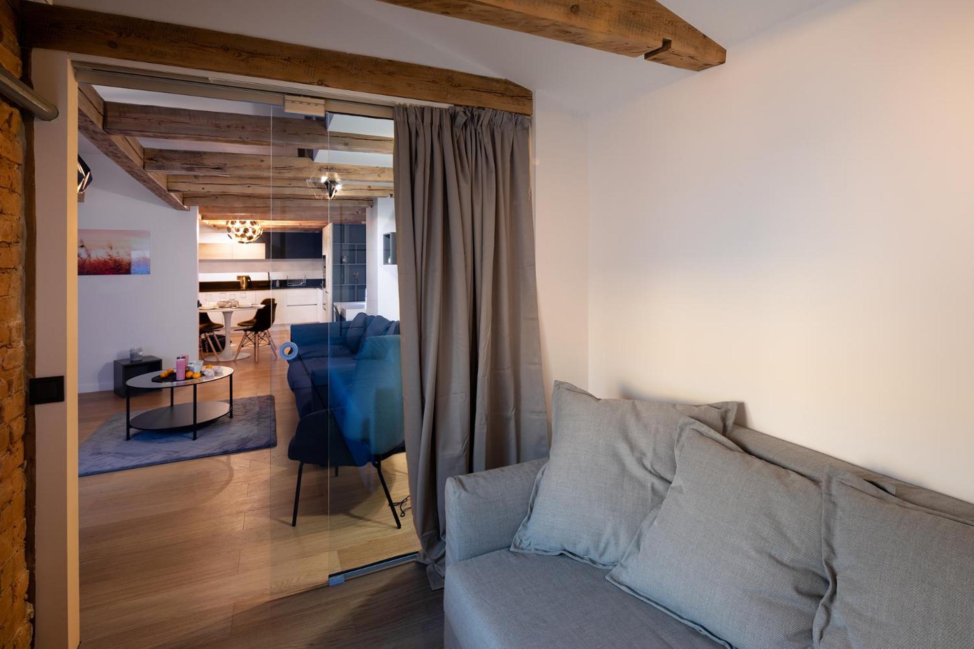 Merkela Loft Apartment Beside Vermanes Park view 2