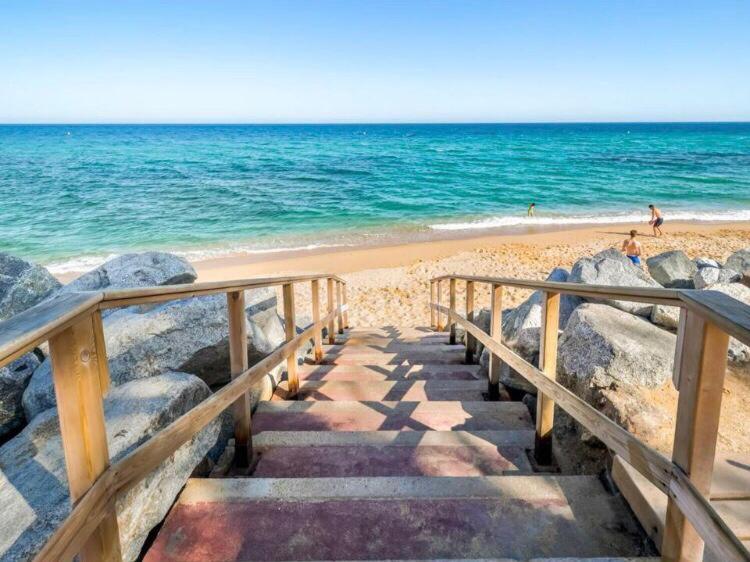 Can Mabi, 30' Bcn next beach view 4