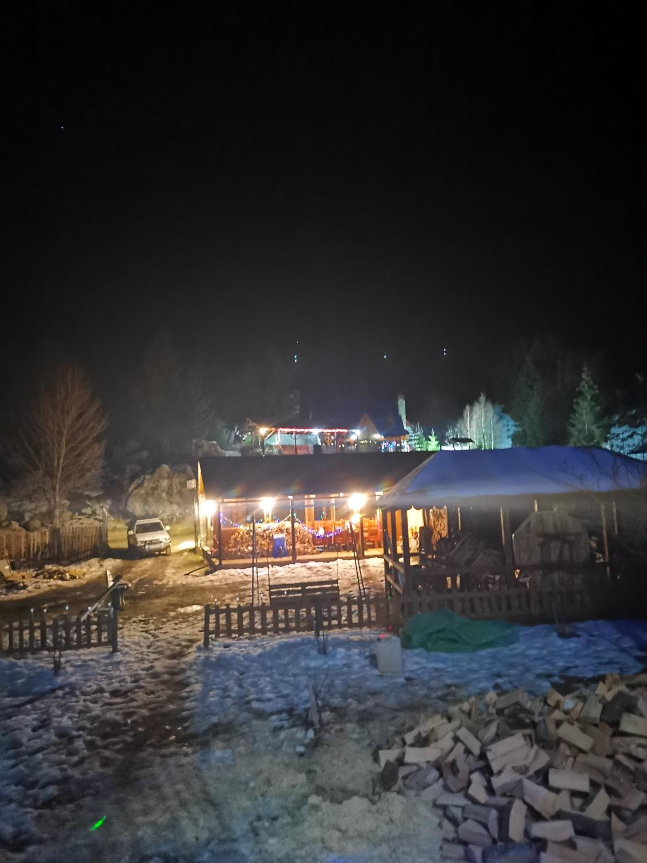 BUJTINA IZET SELIMAj