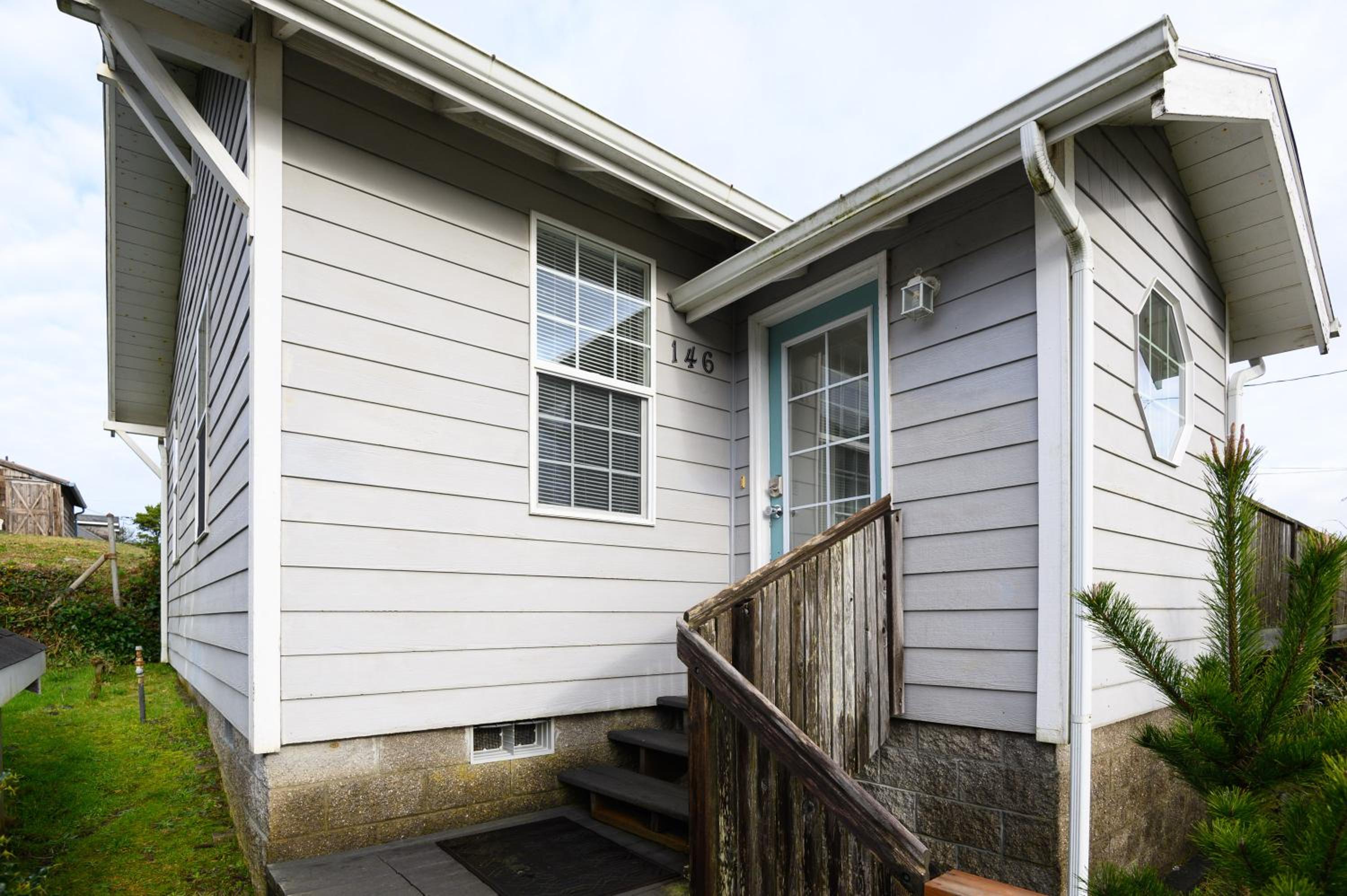 Karr Beach House on 5th view 4
