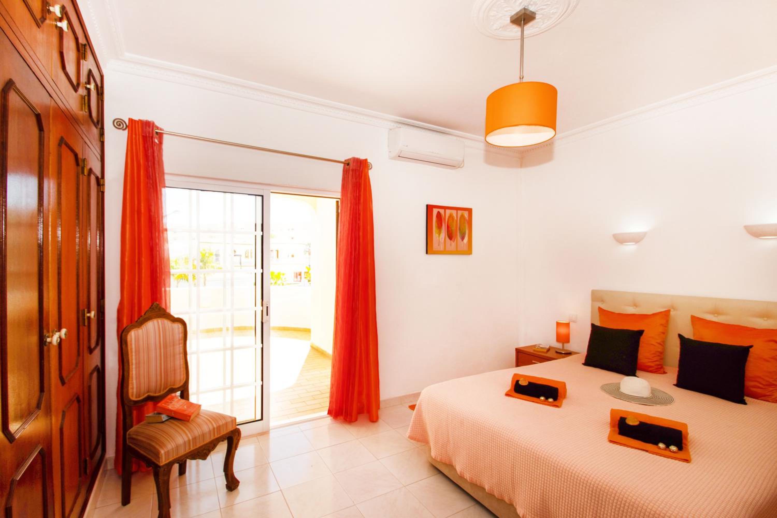 Villa Morais - Refúgio em família com piscina aquecível e BBQ - Galé, Albufeira