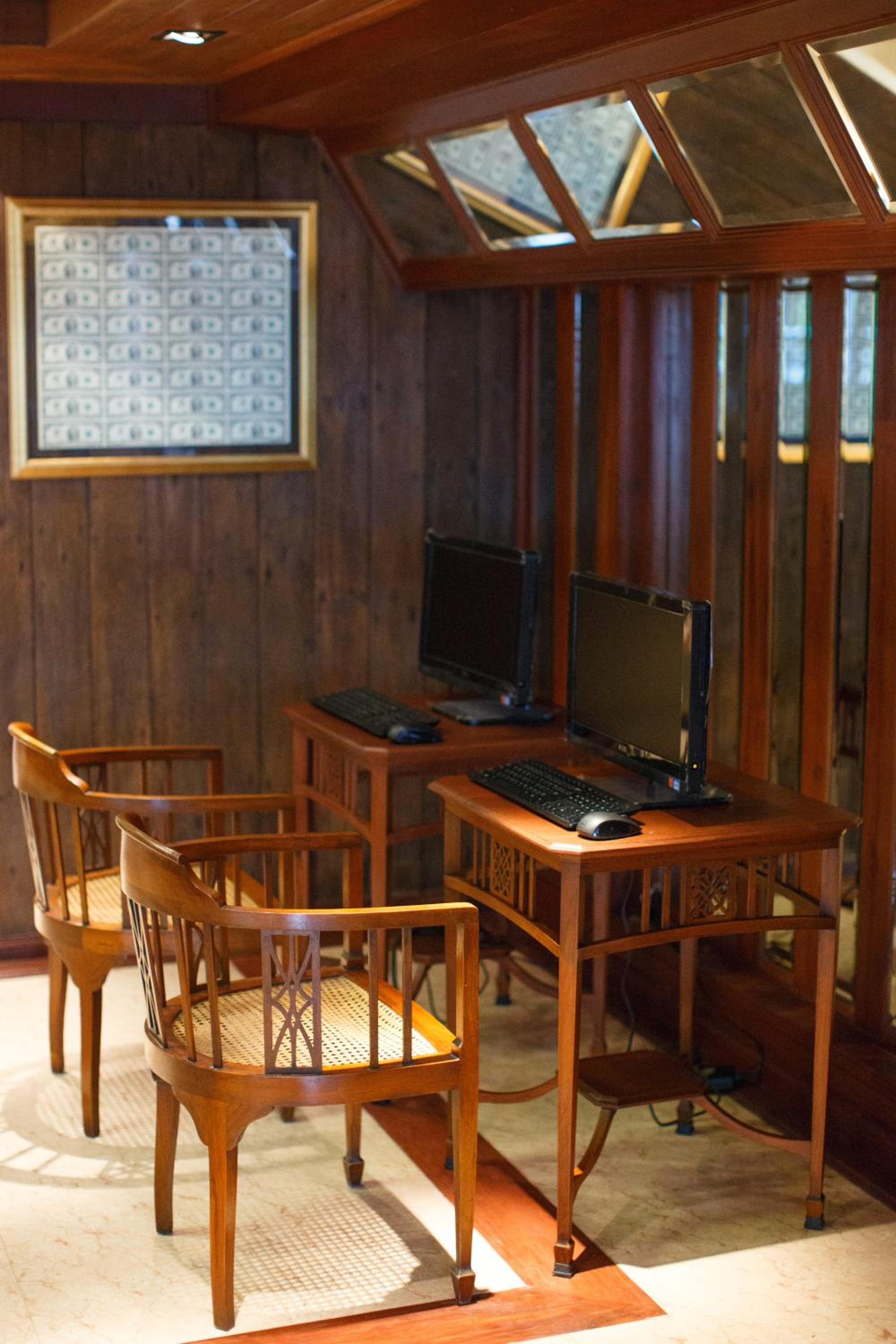 Chang Siam Inn