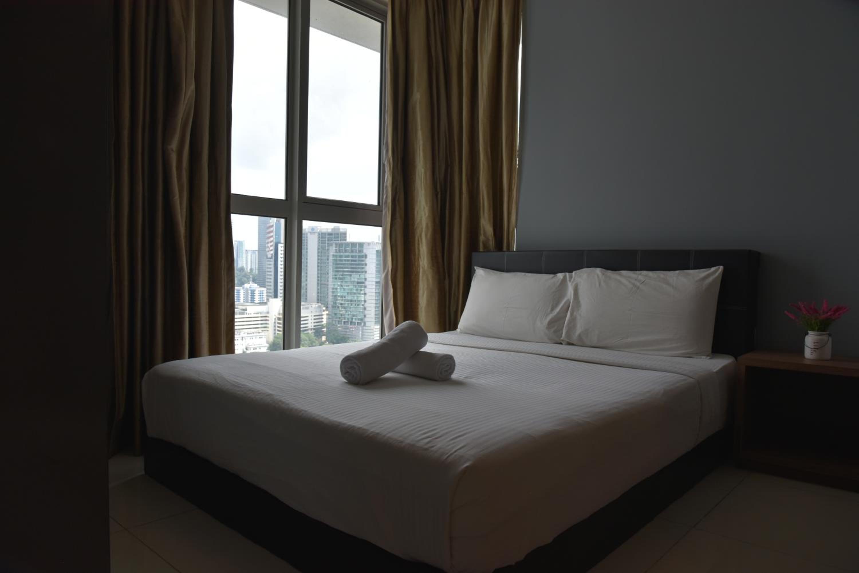 Wonderful KLCC View at Regalia Suites