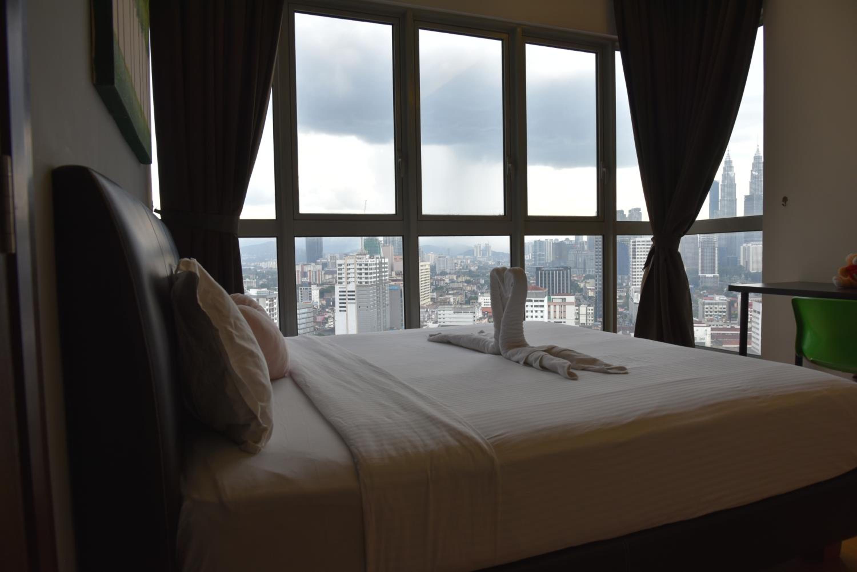 Wonderful KLCC View at Regalia Suites