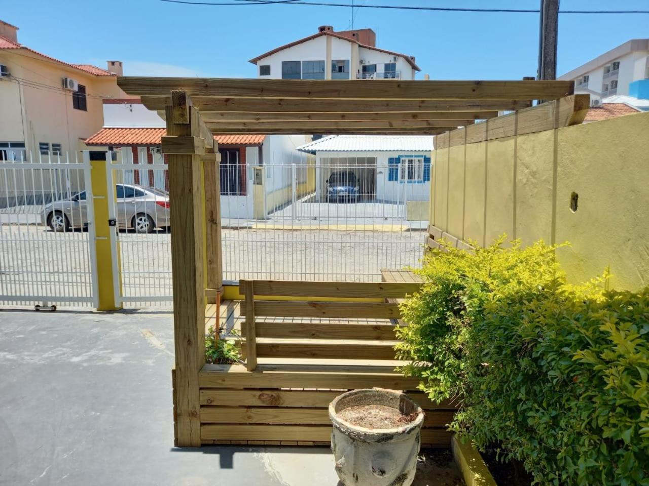Apartamento residencial Solar dos Golfinhos - 203