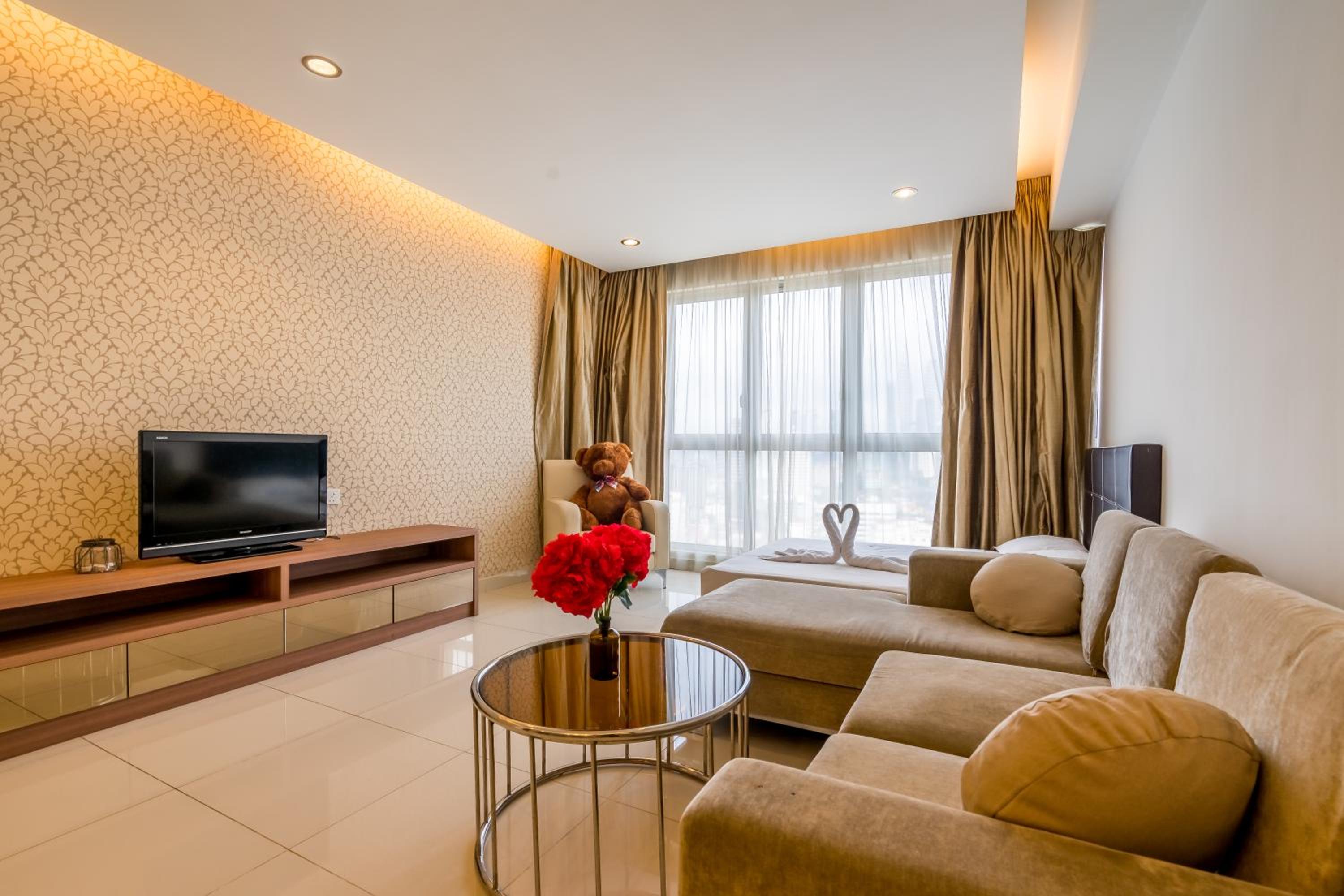 Wonderful KLCC View at Regalia Suites