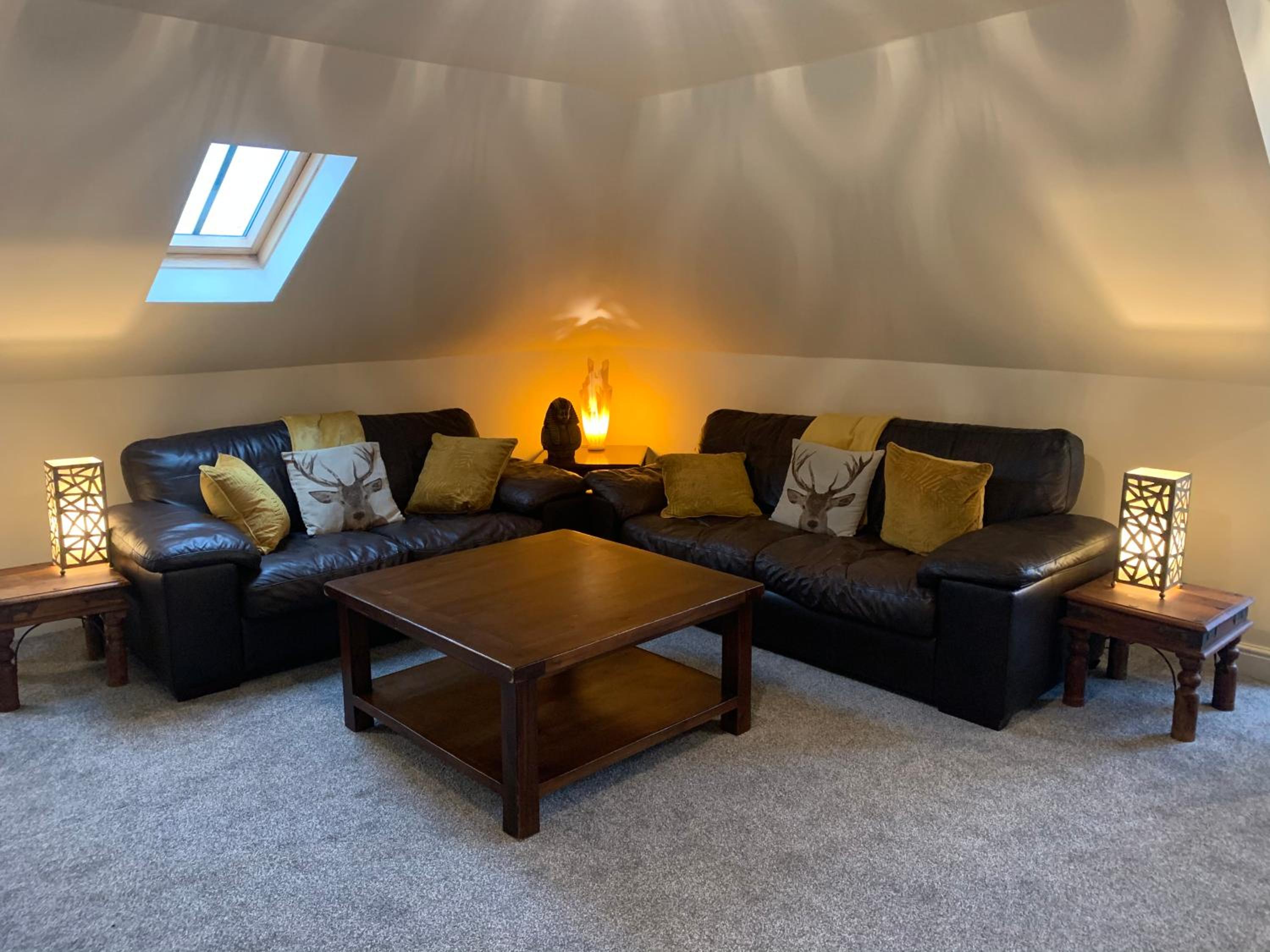Ayr Loft Apartment with Fabulous Views view 5