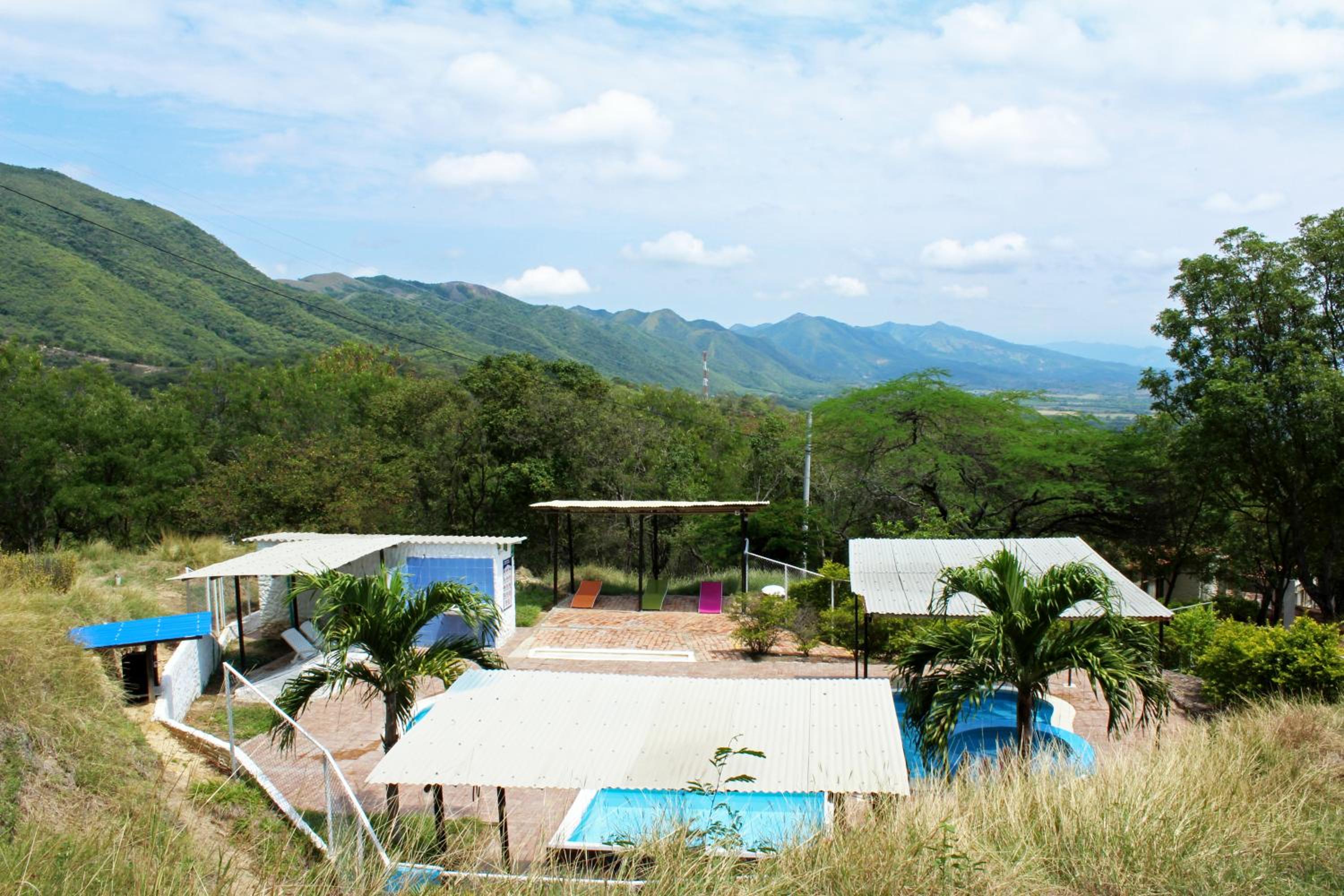 Girardot Cabañas - Balcón de Guabinal