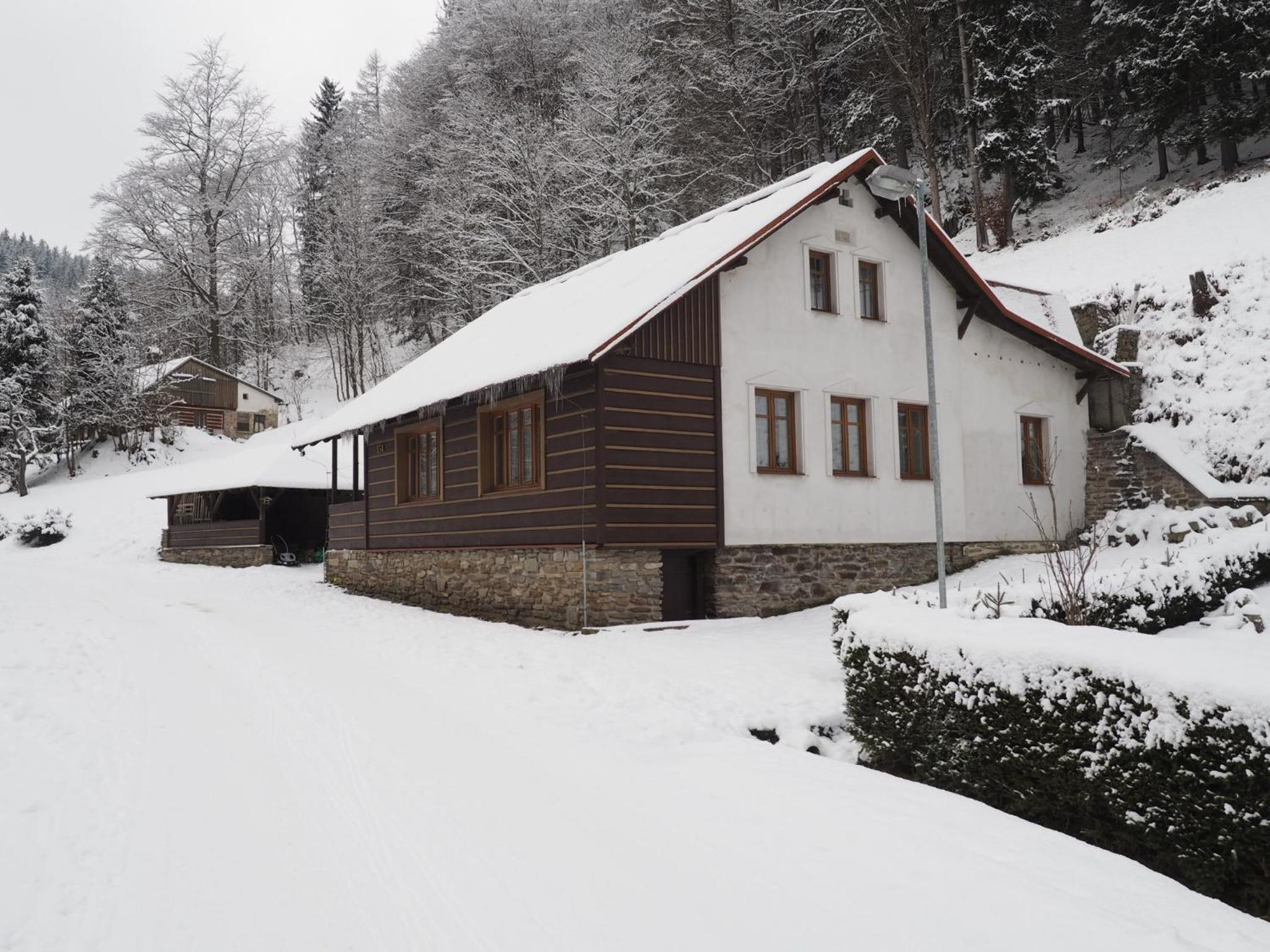 Chalupa Tomášek v blízkosti ski areálu