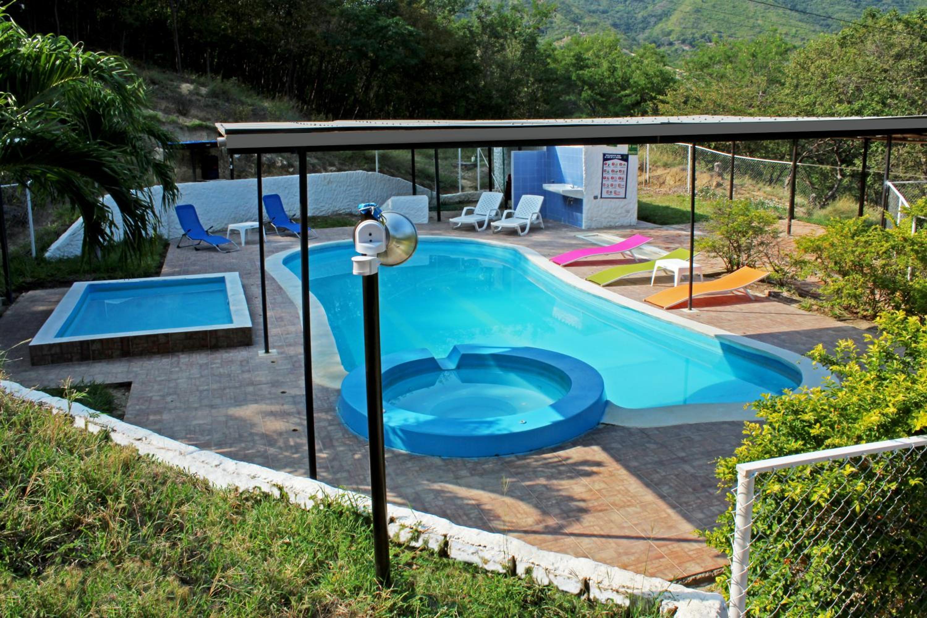 Girardot Cabañas - Balcón de Guabinal