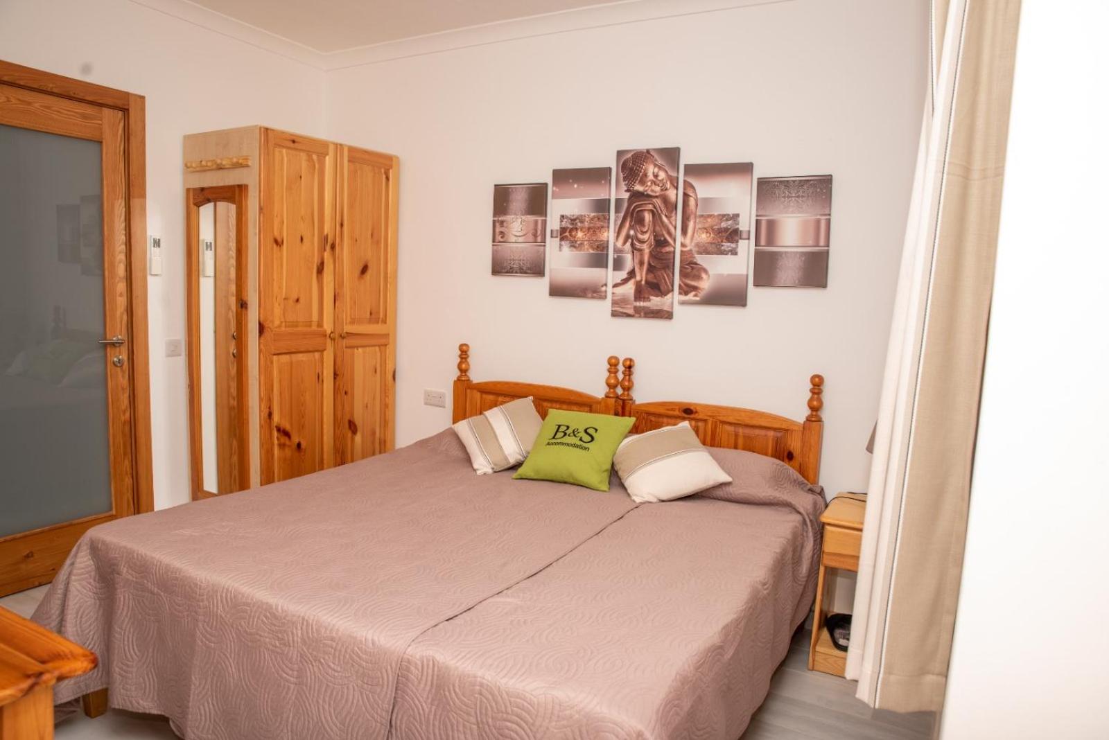 B & S Accommodation Sea View Apartment Marsascala, Malta