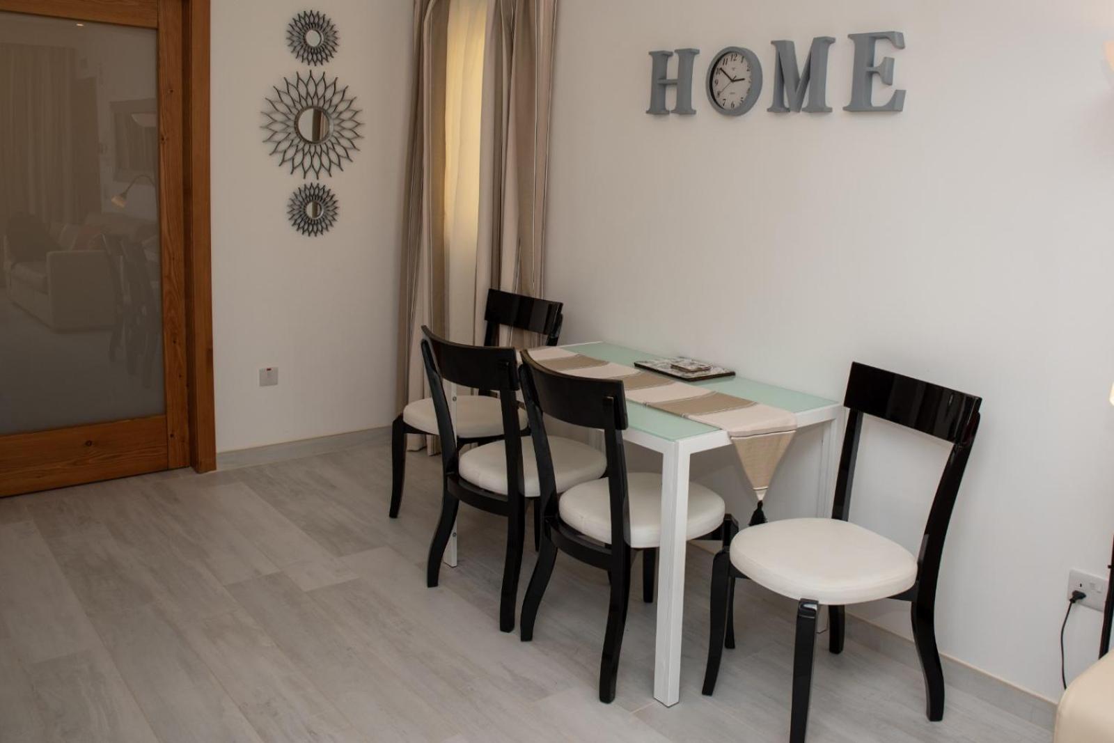 B & S Accommodation Sea View Apartment Marsascala, Malta