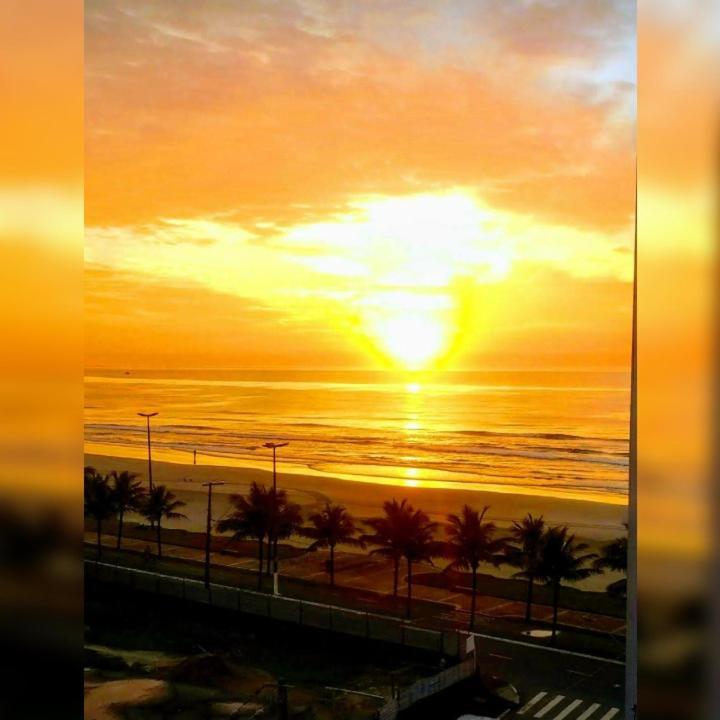 Apartamento para temporada Condomínio Ilha de Noronha Praia Grande SP
