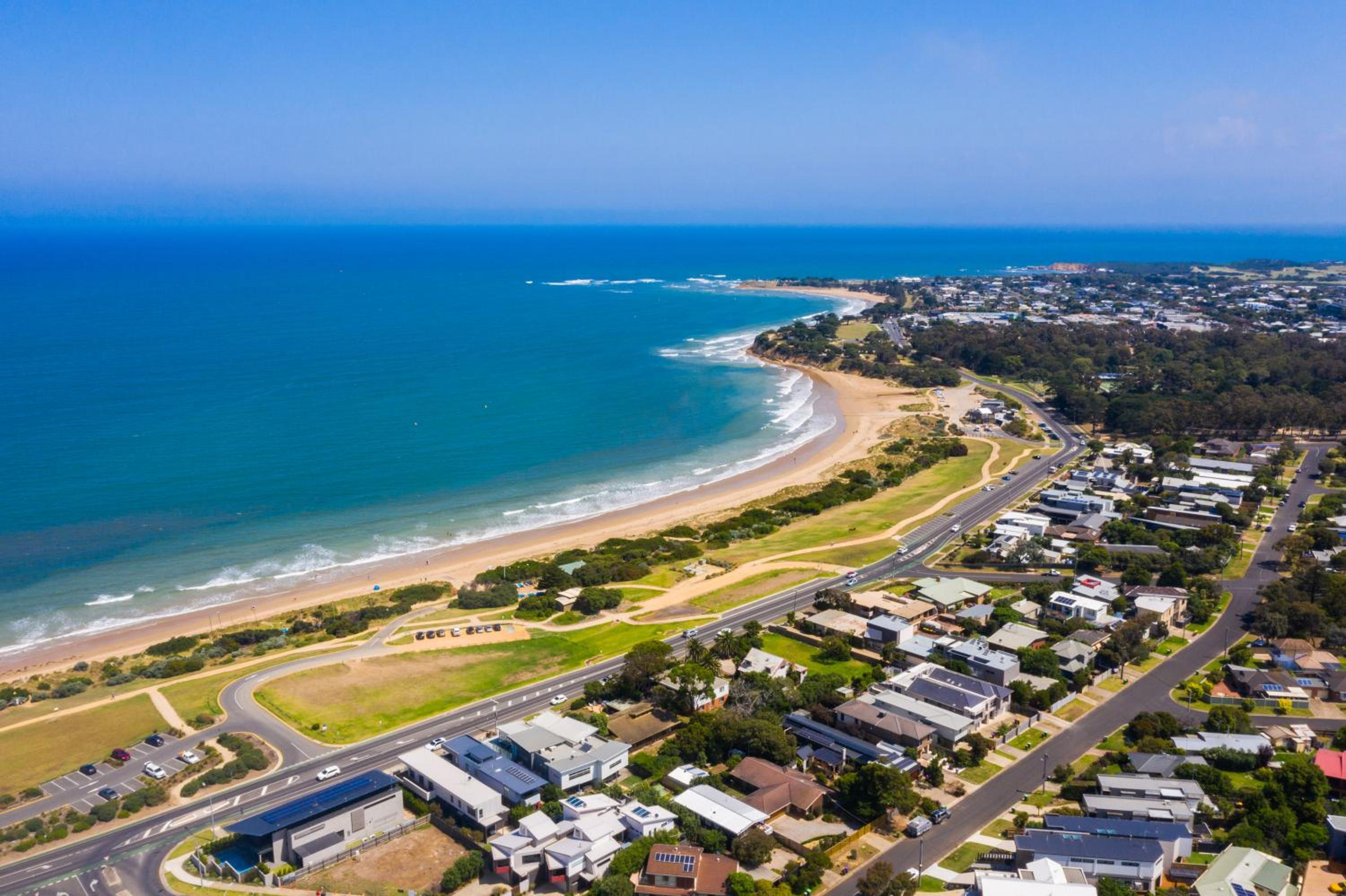Torquay Vacations - Max's Beachside Holiday Home - Property Image 2