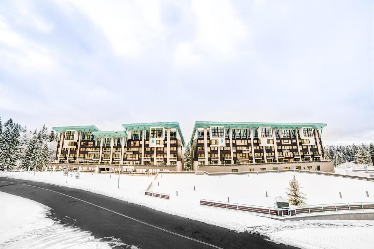 Silver Poiana Brasov Ap 41 view 2