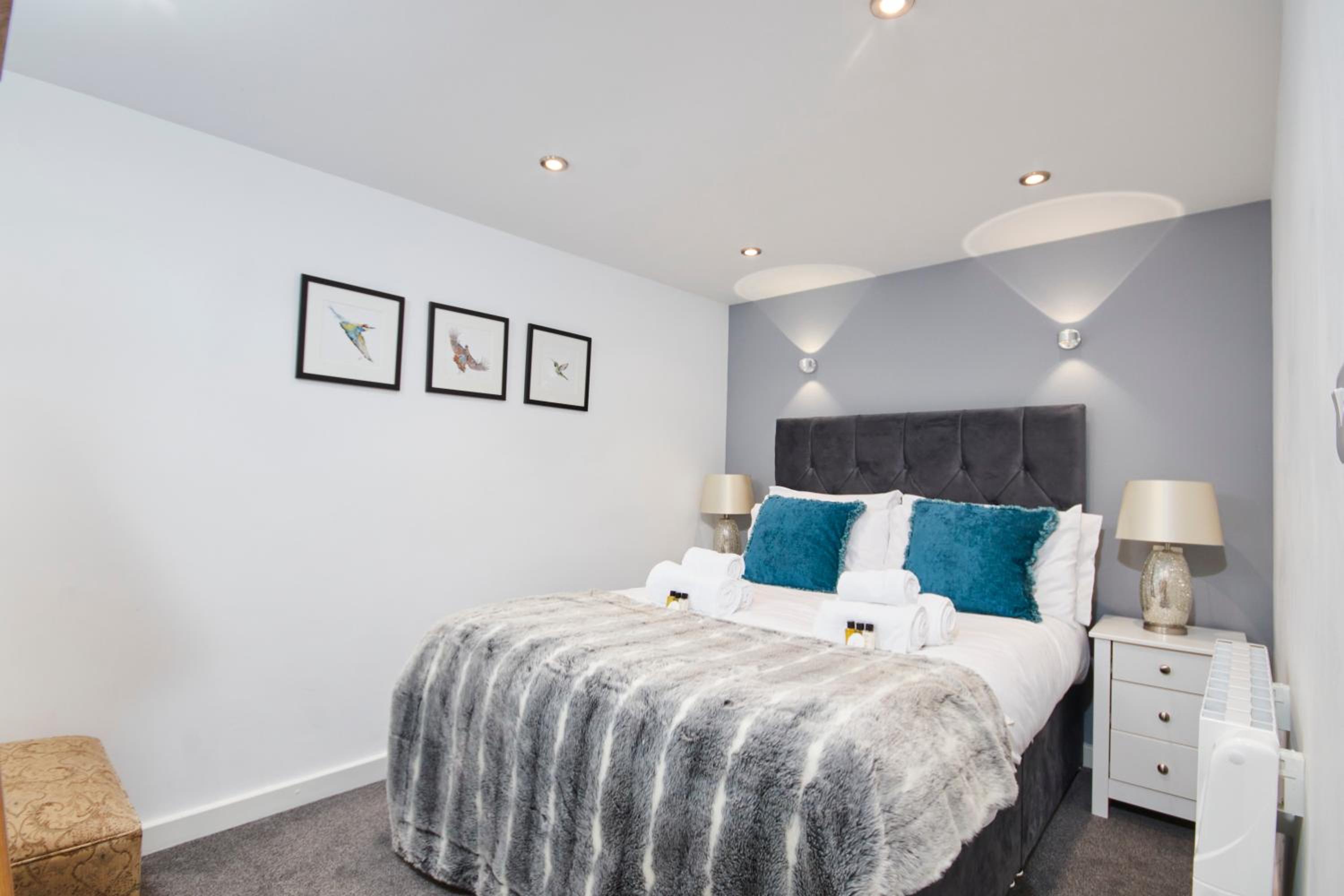 The Wood Loft - Self Check-In, Self-Catering Apartment for East Midlands Airport view 4