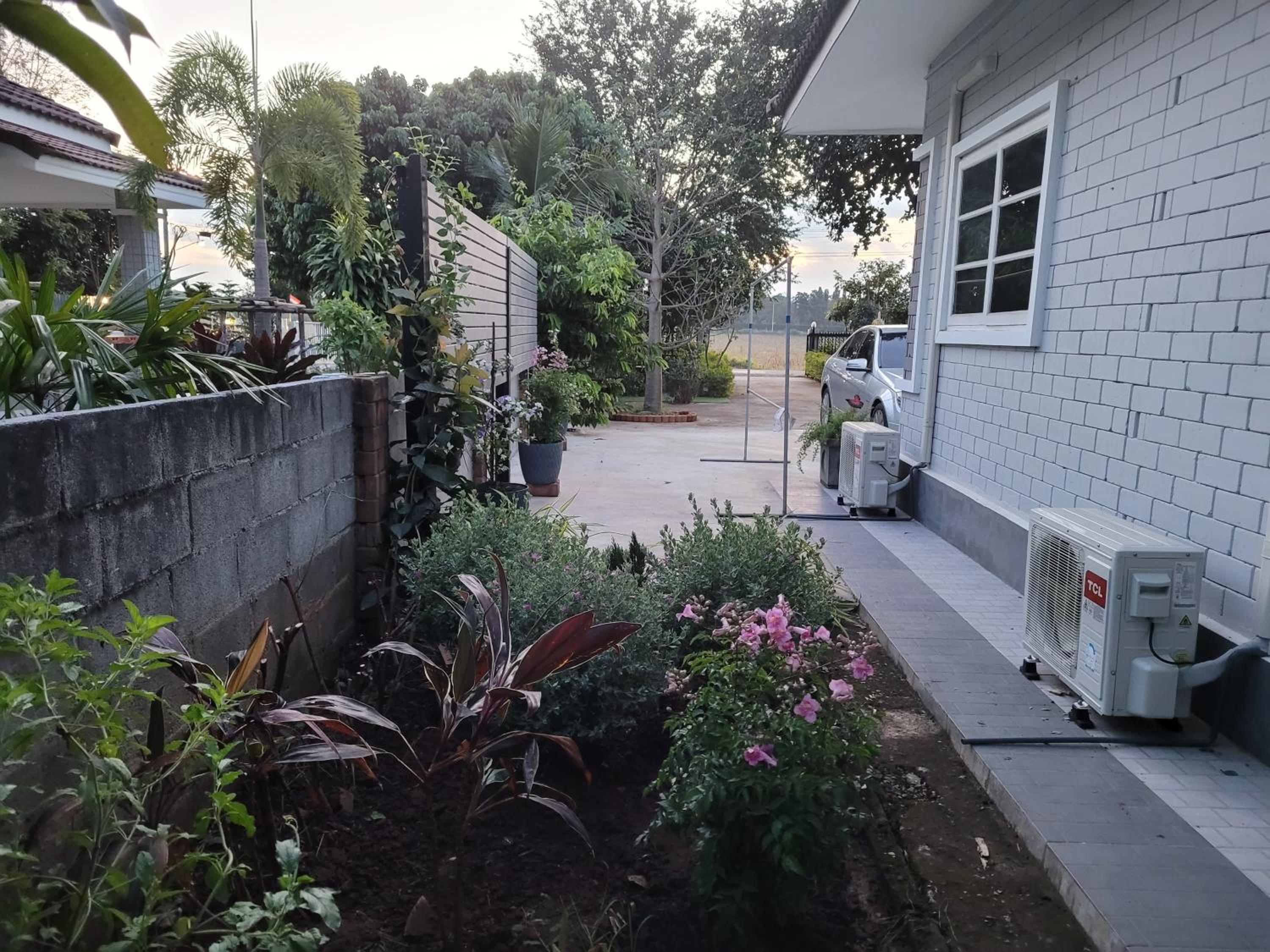 Photo 32