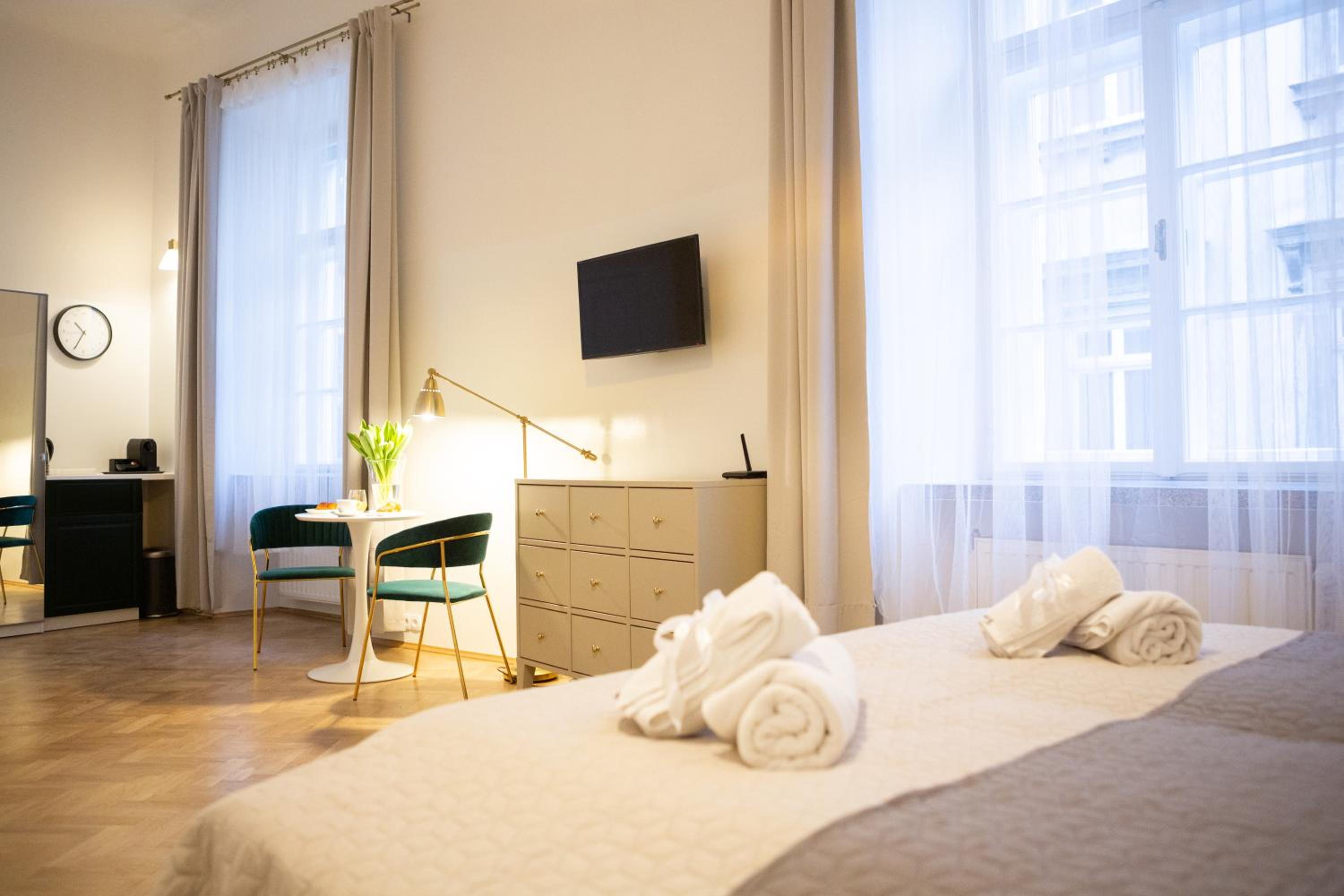 Apartments Roman