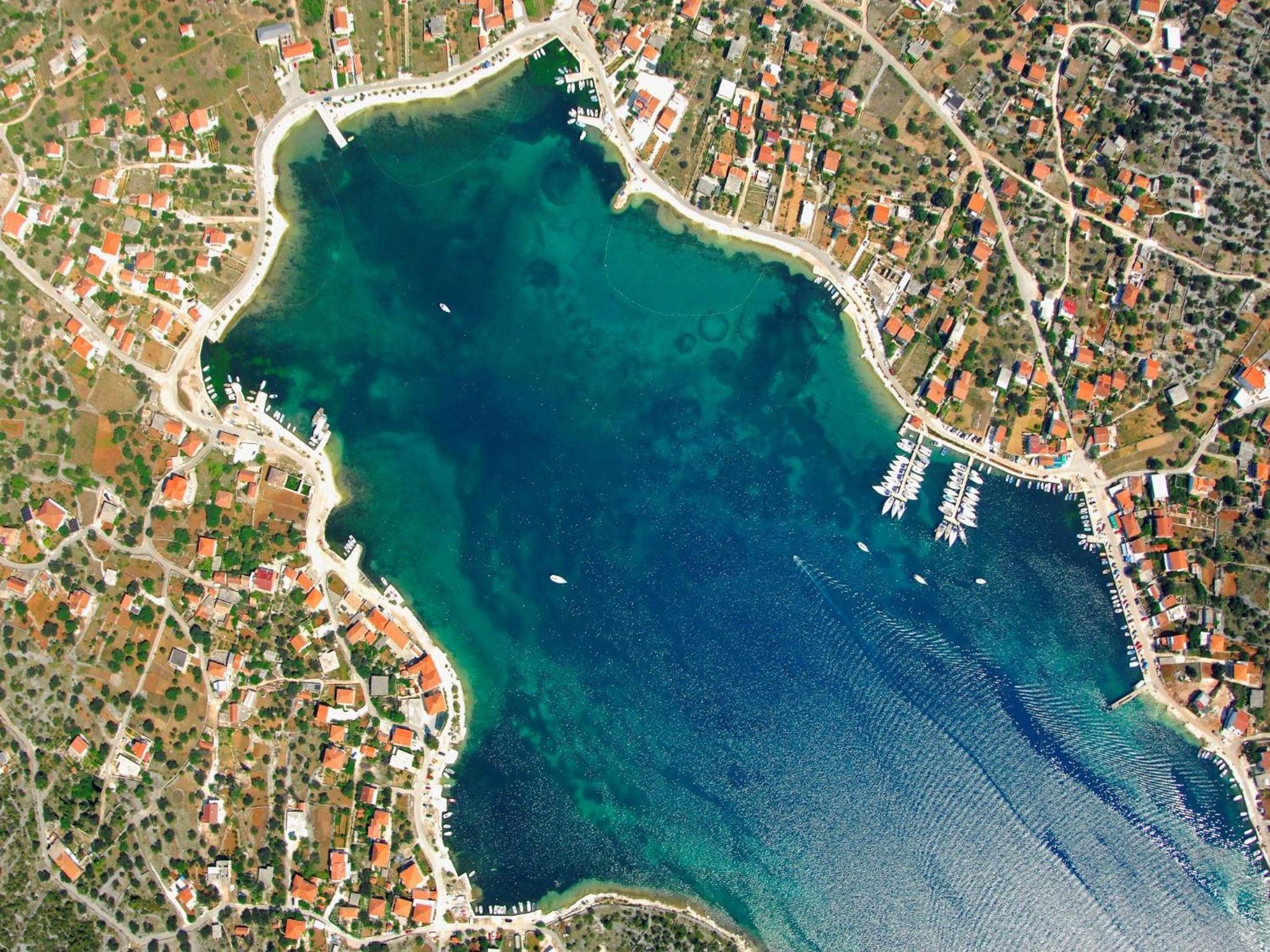 Apartments Diana Vinišće