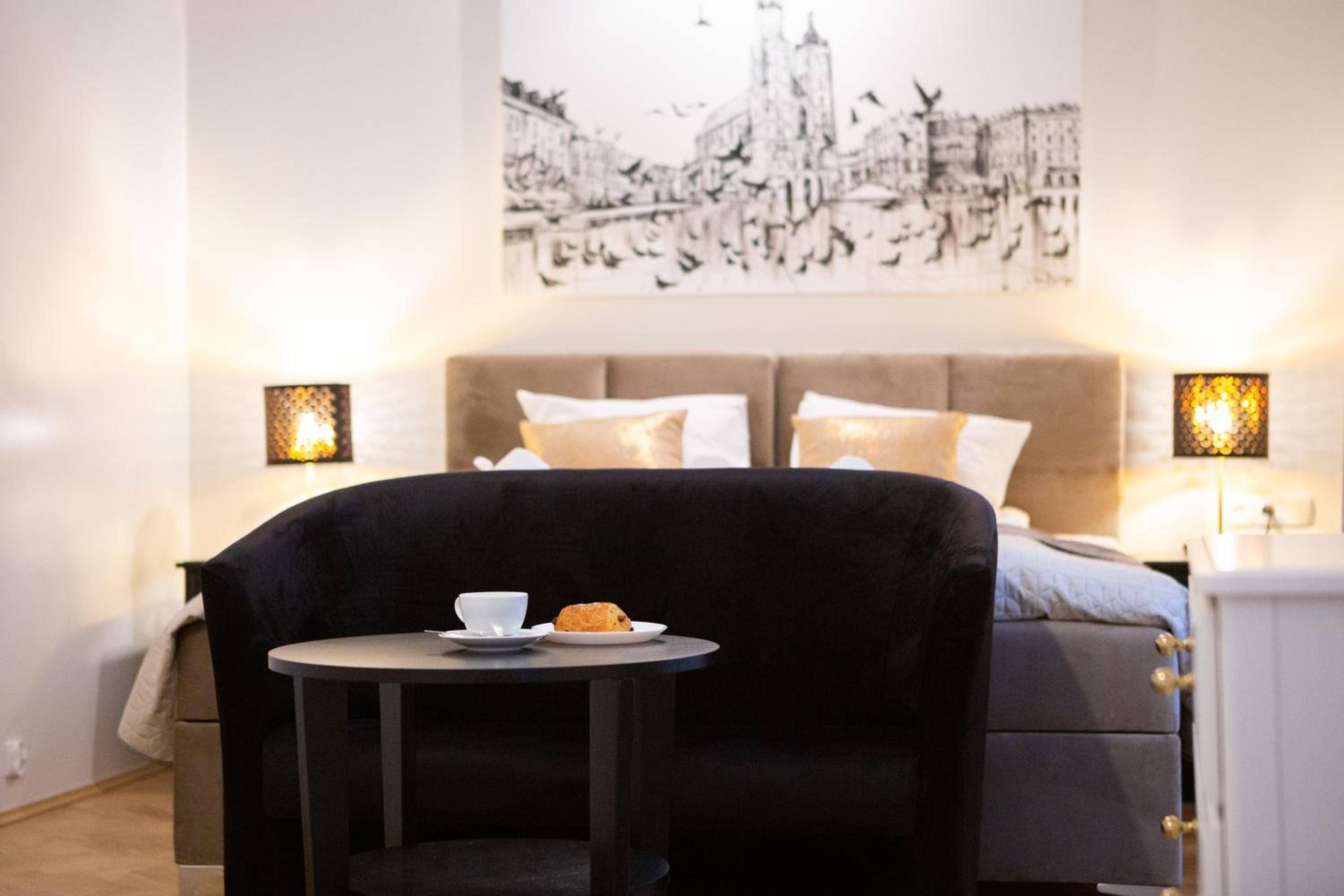 Apartments Roman