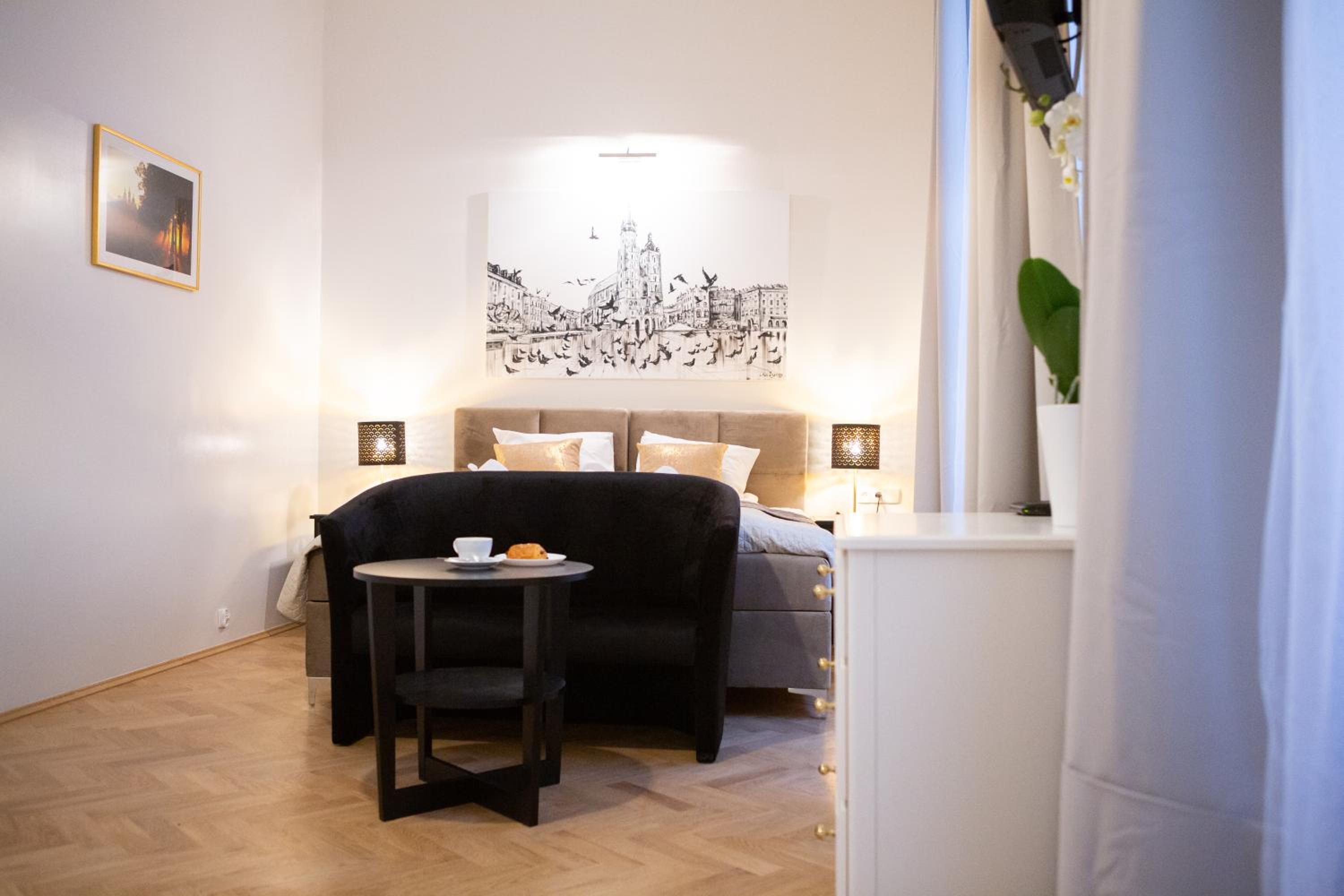 Apartments Roman