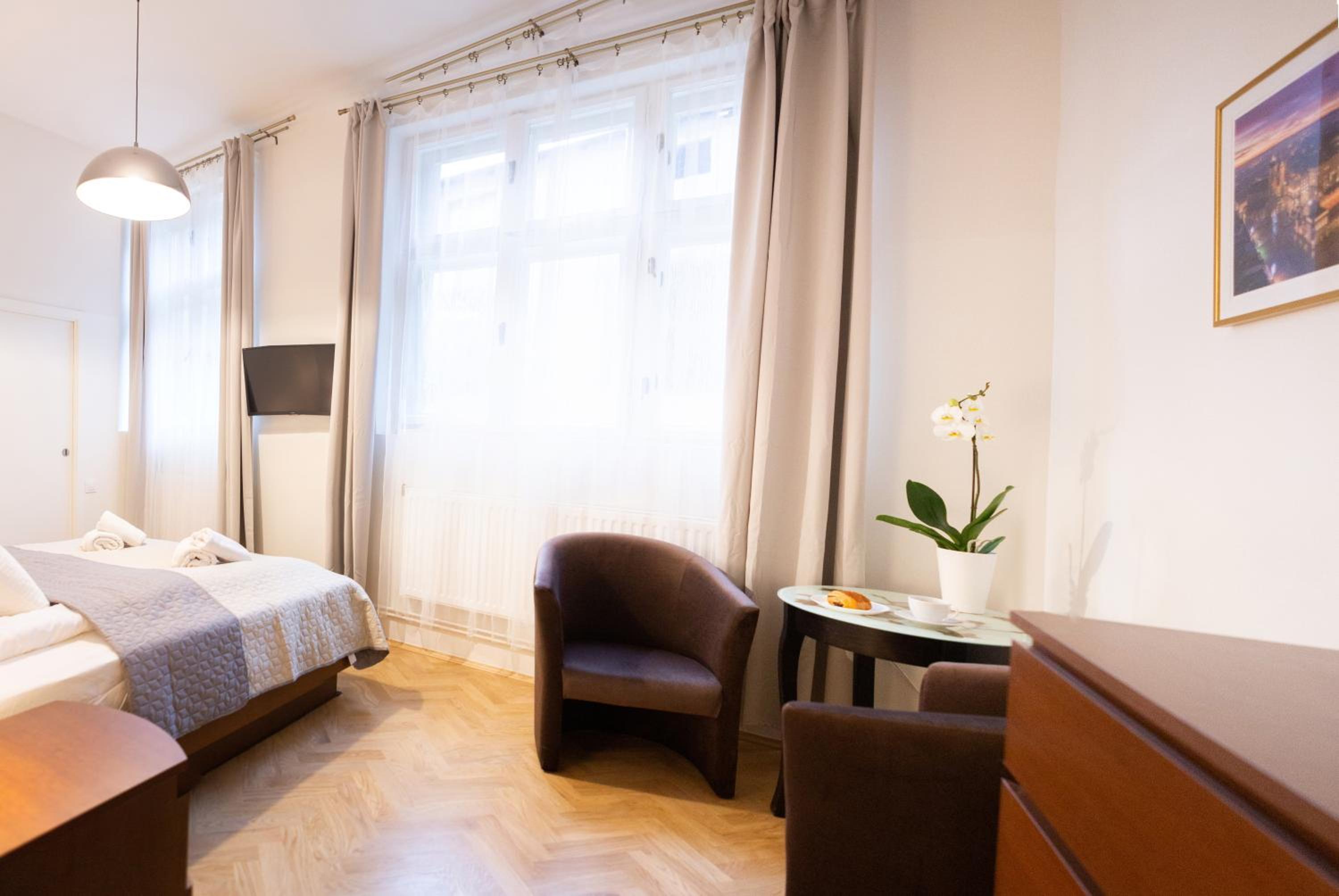 Apartments Roman