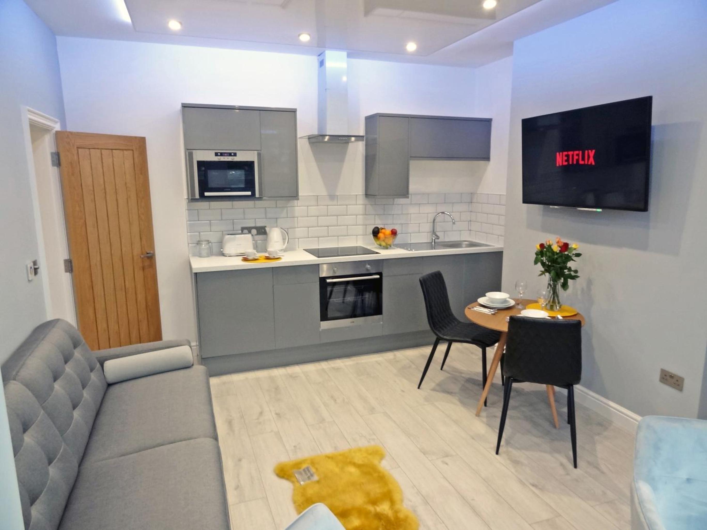 Sea Nest Apartment by Seaside Llandudno view 3