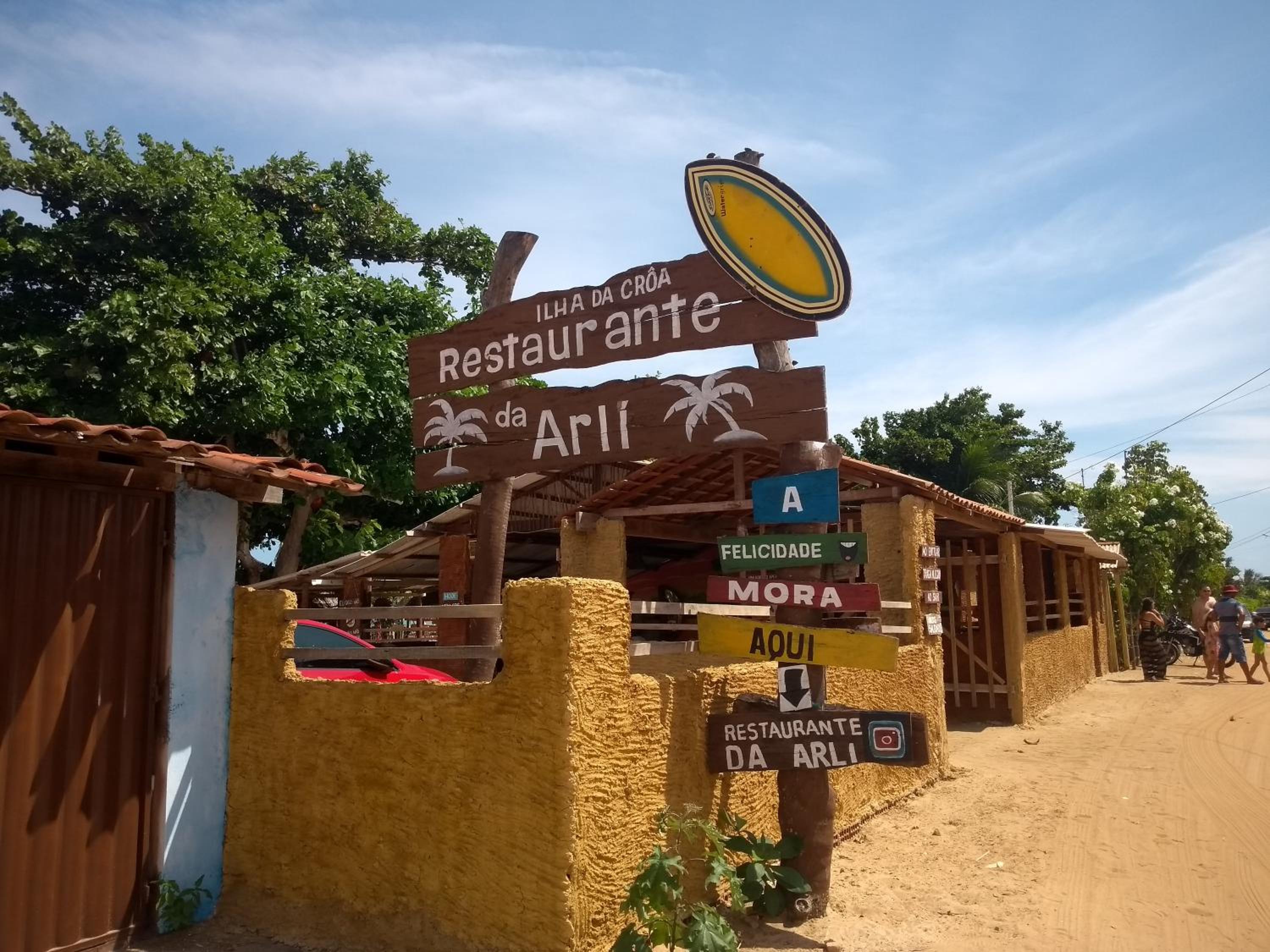 Excelente casa na ilha da Croa na Barra de Santo Antônio