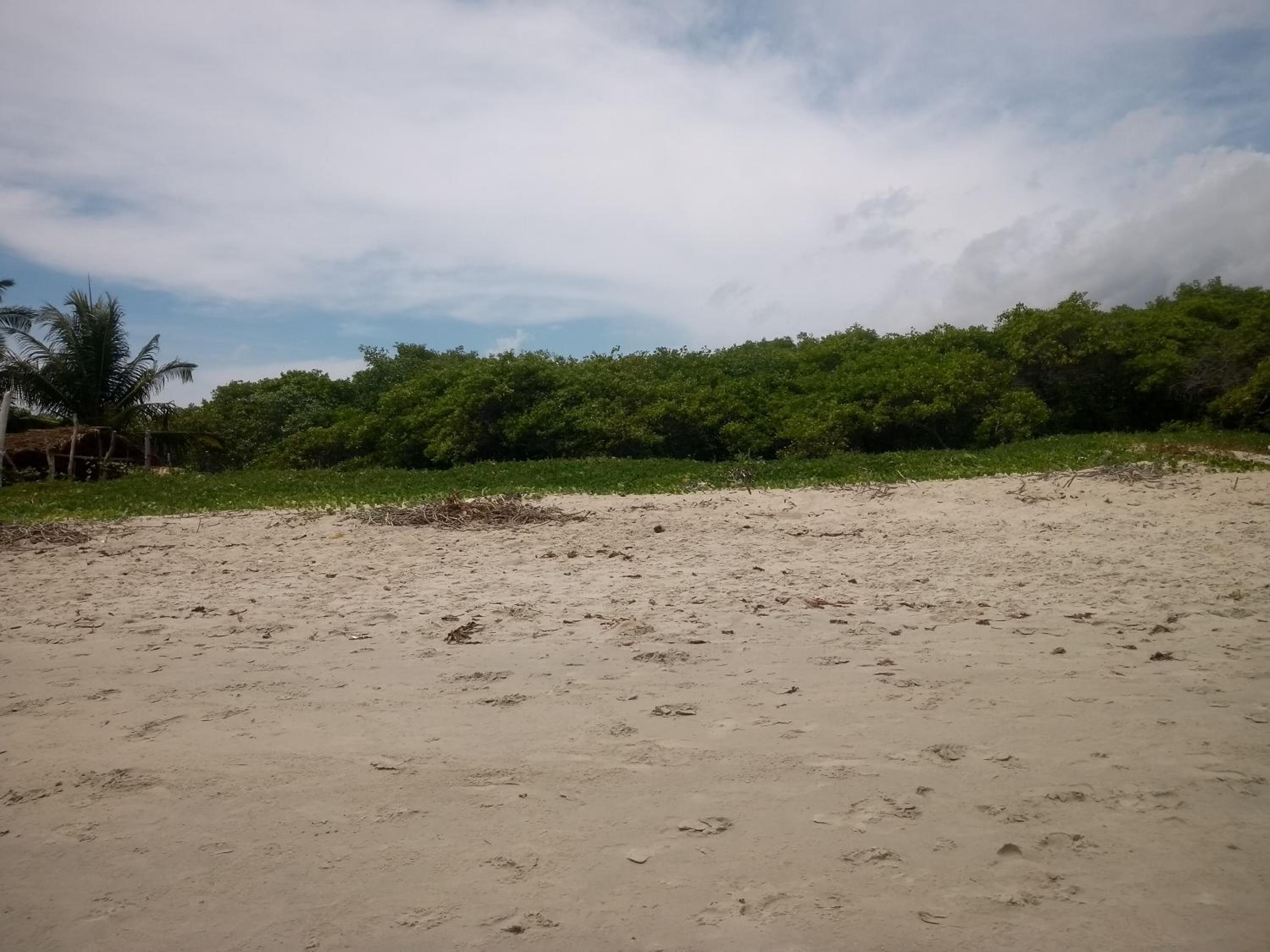 Excelente casa na ilha da Croa na Barra de Santo Antônio