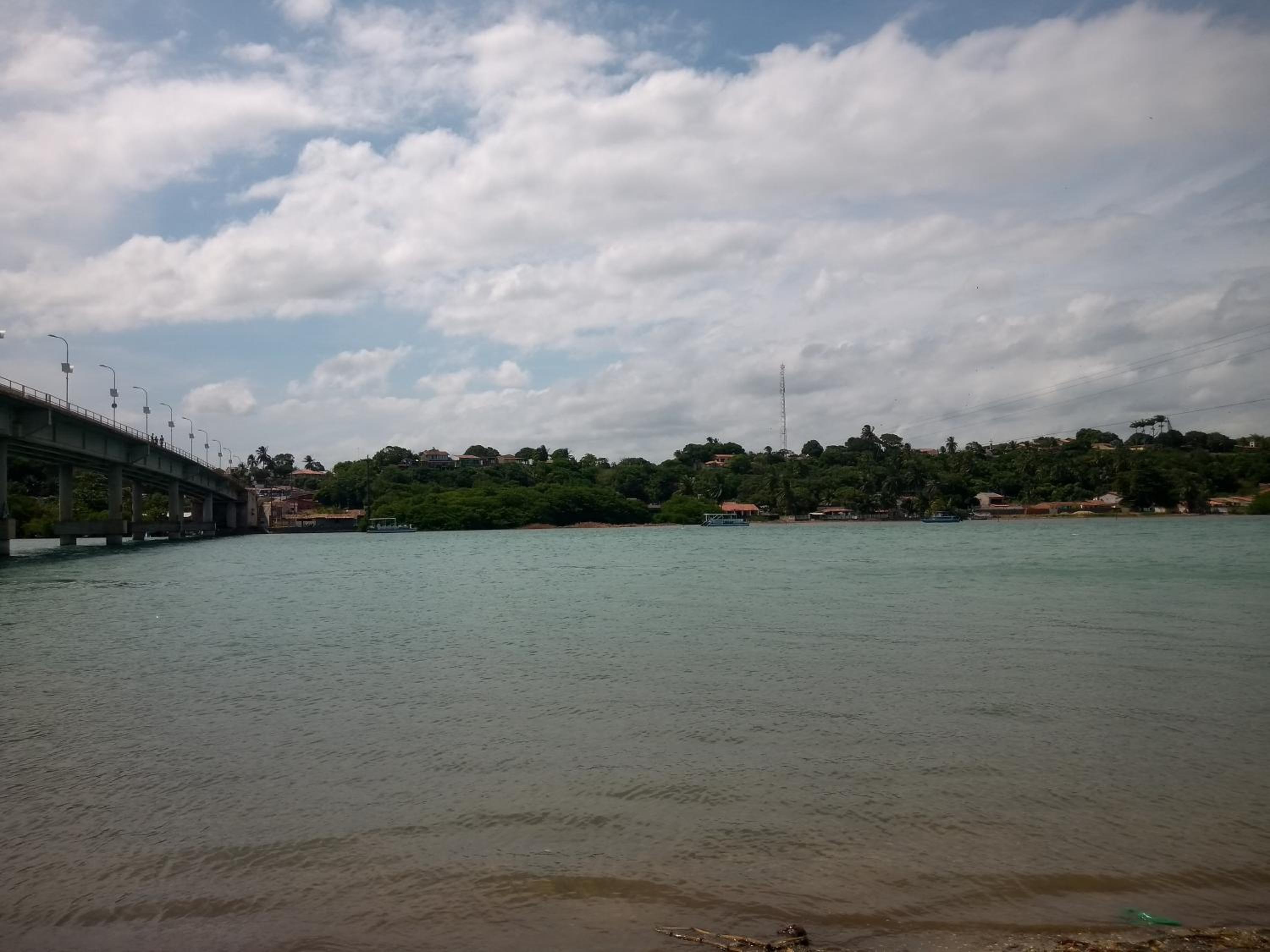 Excelente casa na ilha da Croa na Barra de Santo Antônio
