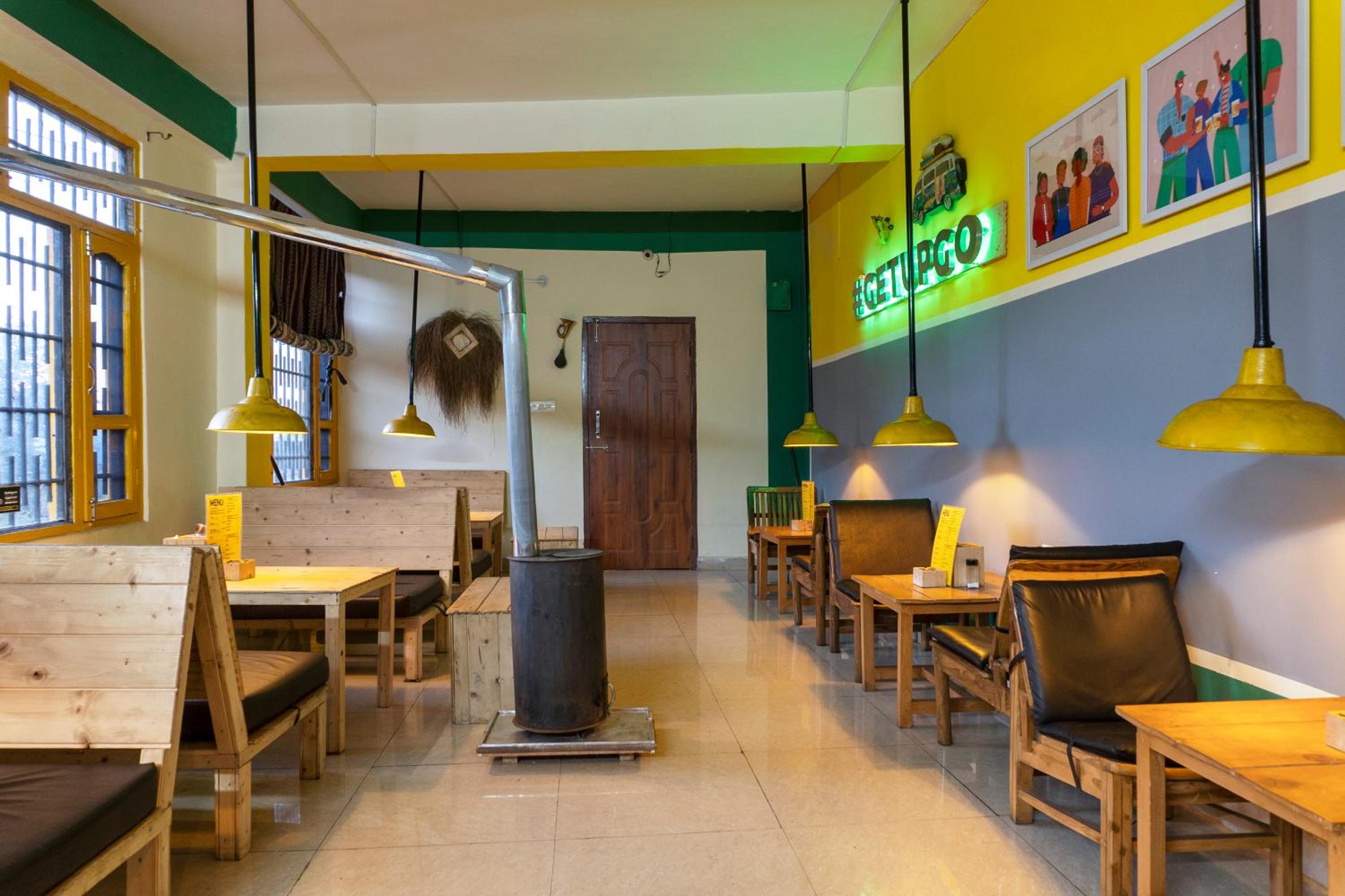 The Hosteller Shoja, Jibhi