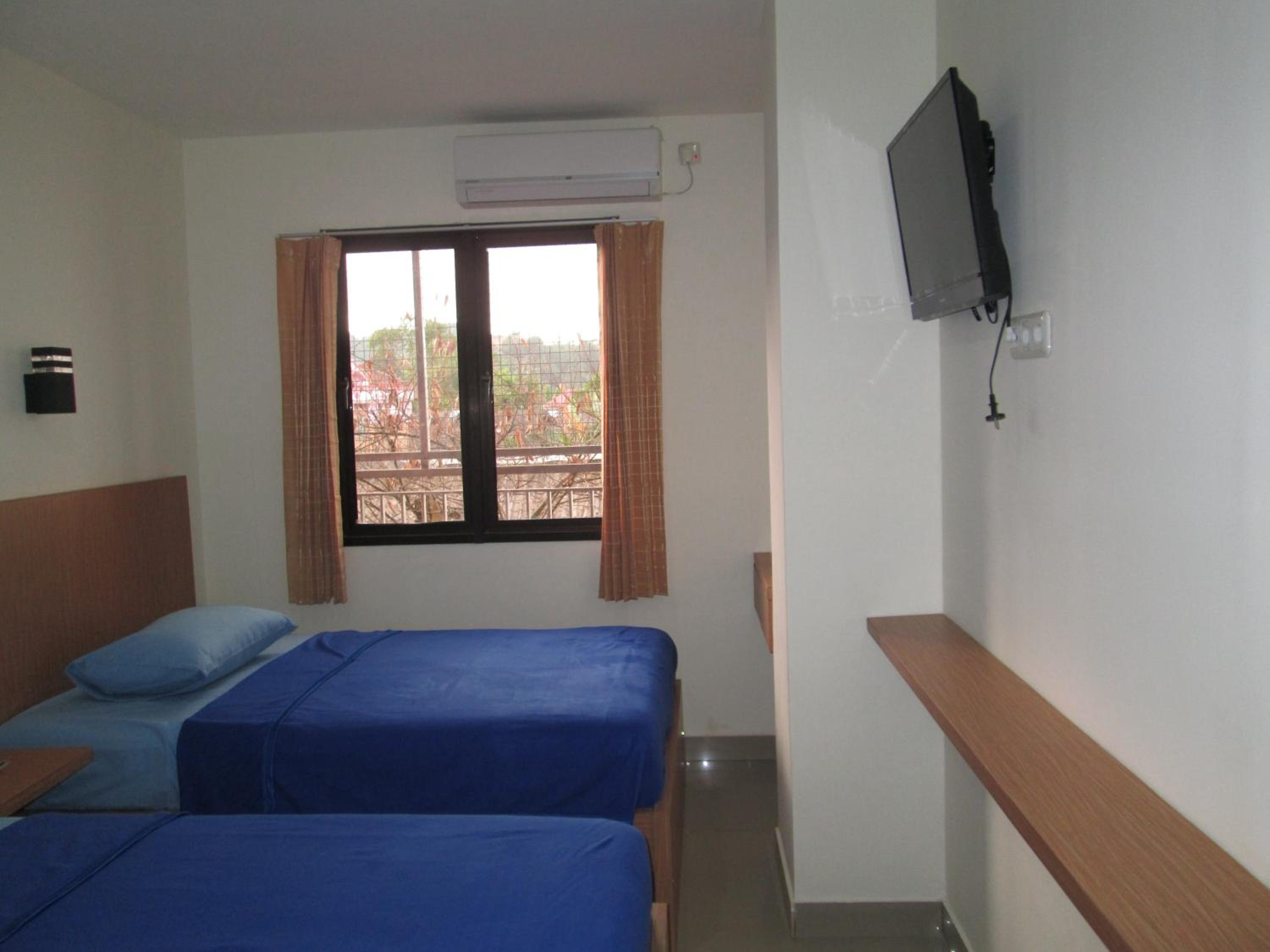 Photo 9