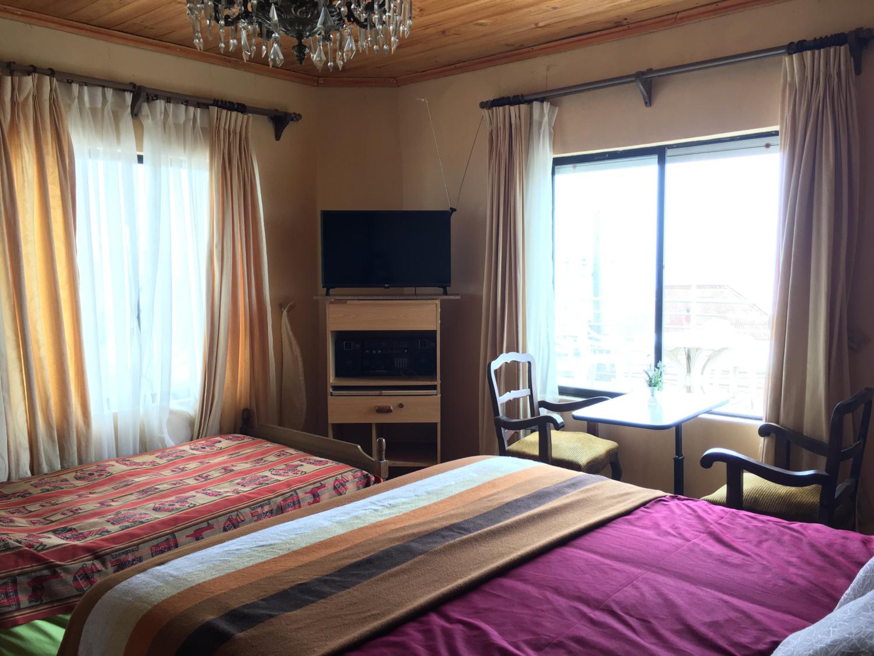 Hostal La Casa Barco