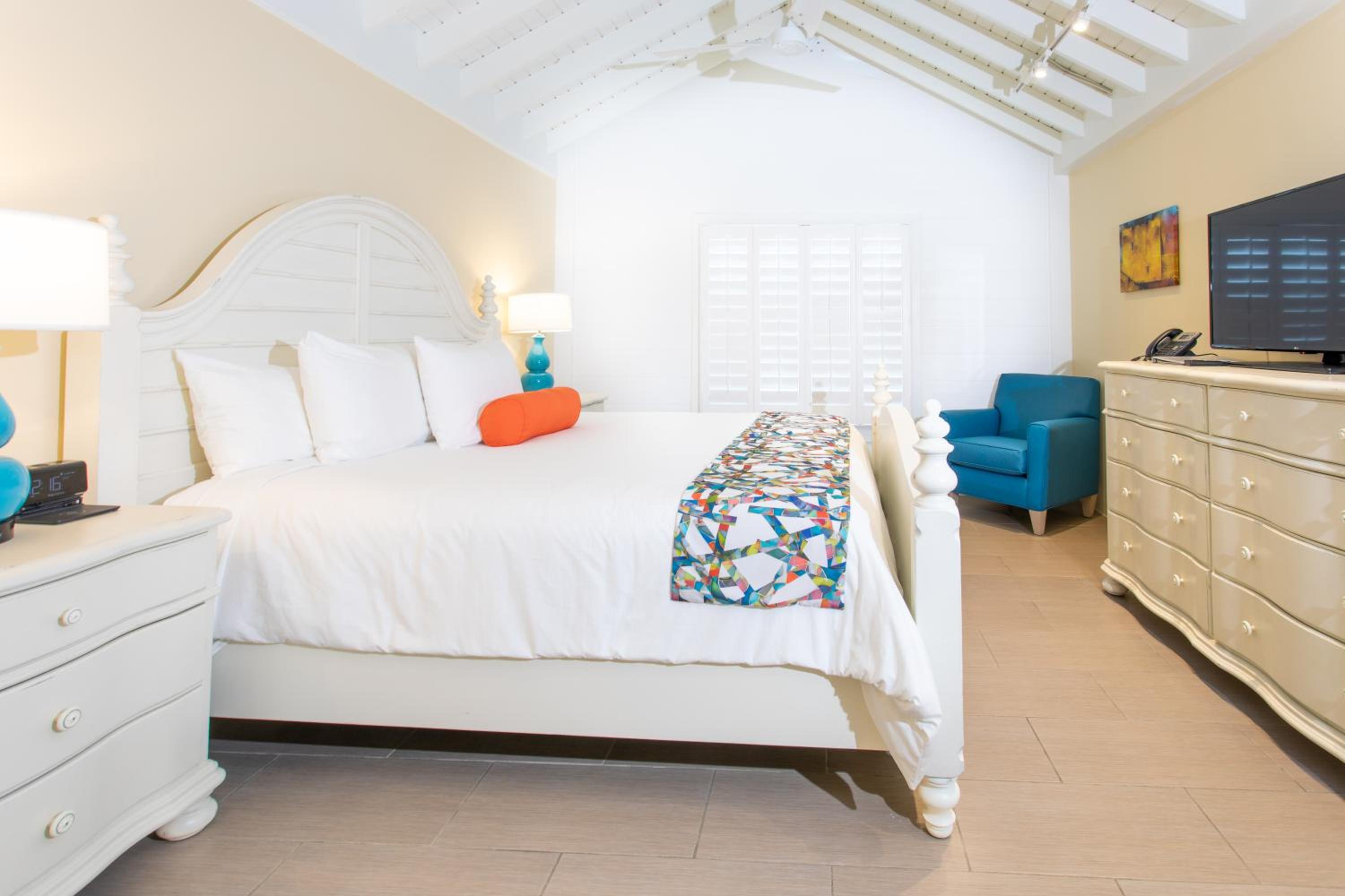 Caravelle Hotel - Property Image 10