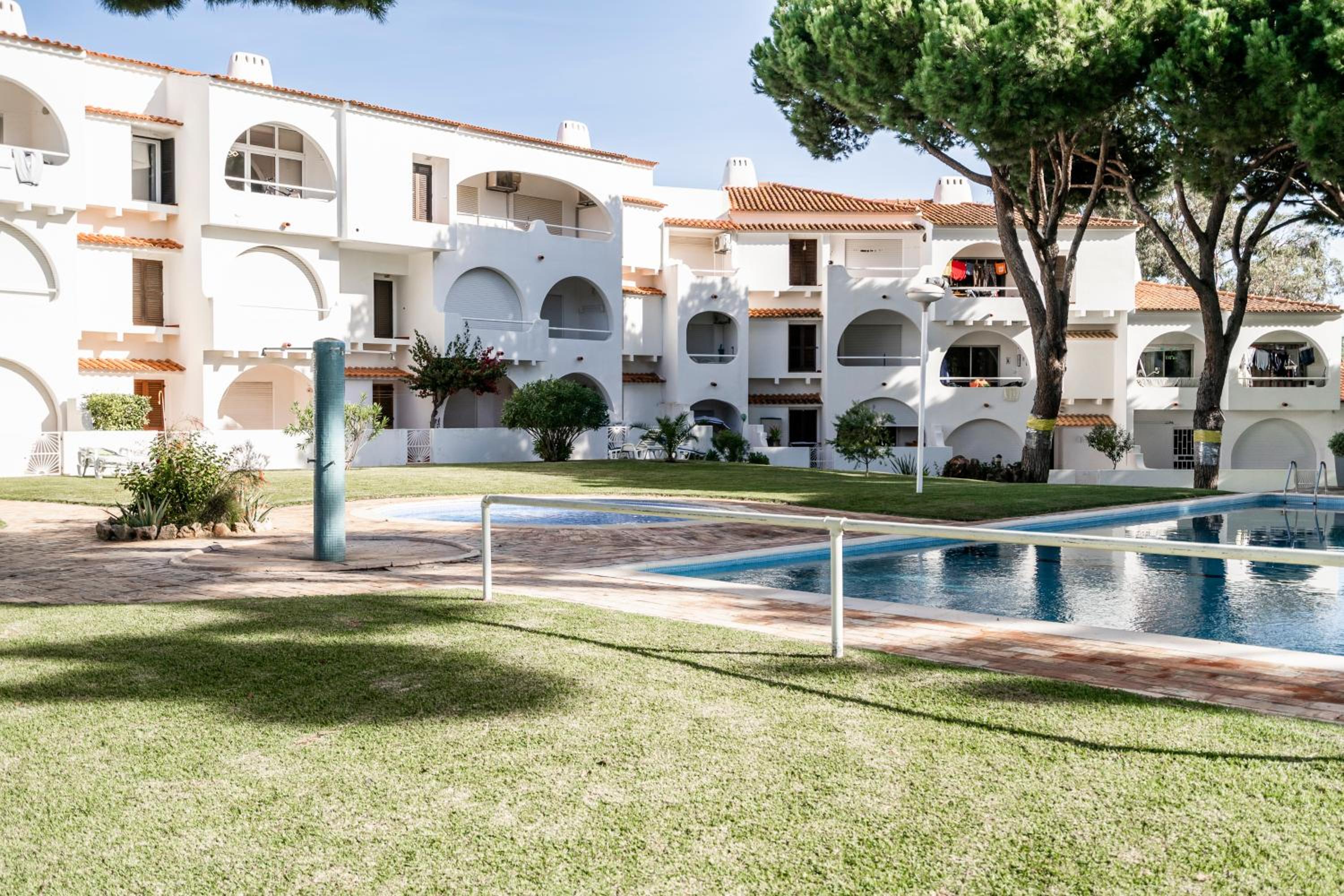 Cosy by the pool
