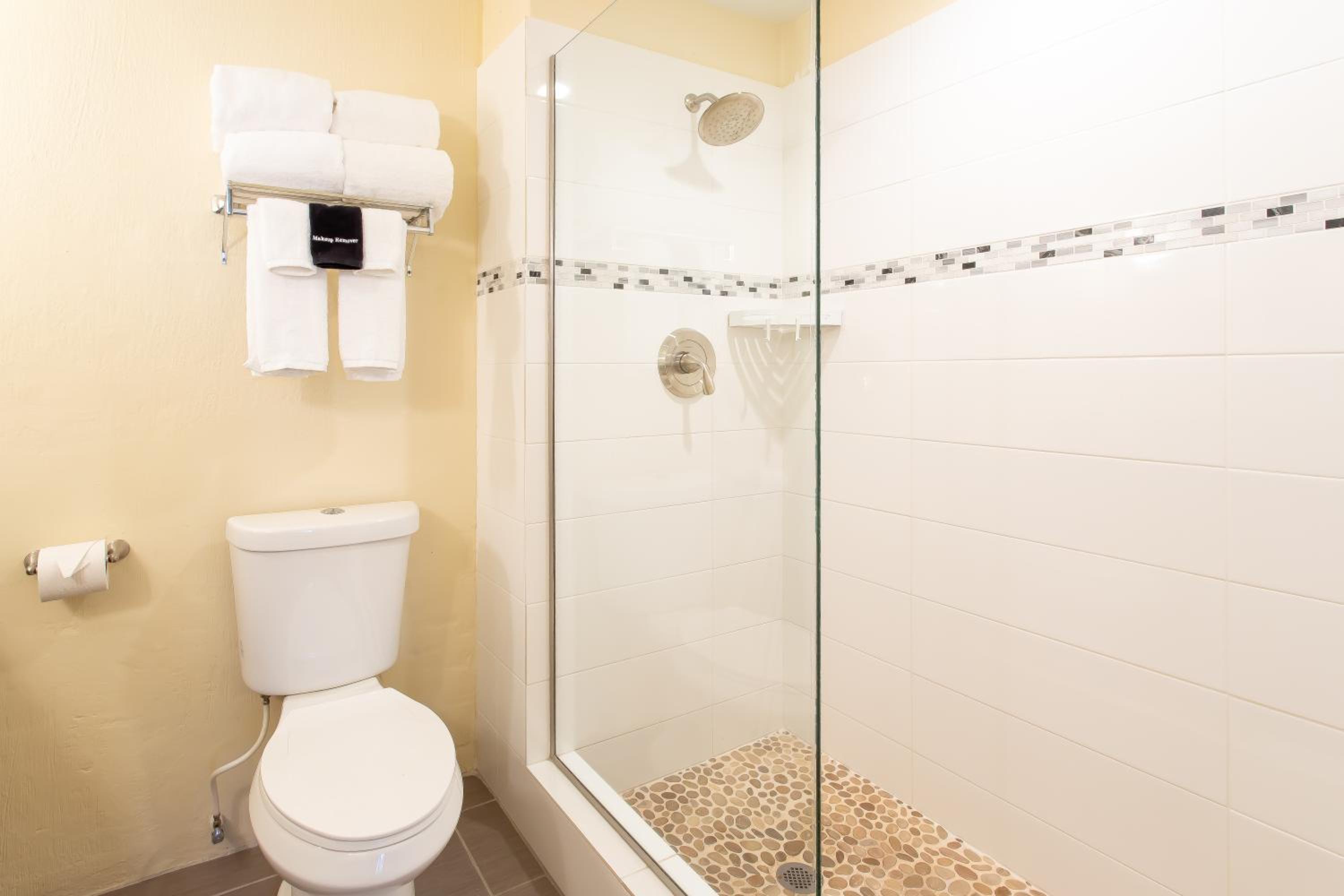 Caravelle Hotel - Property Image 3
