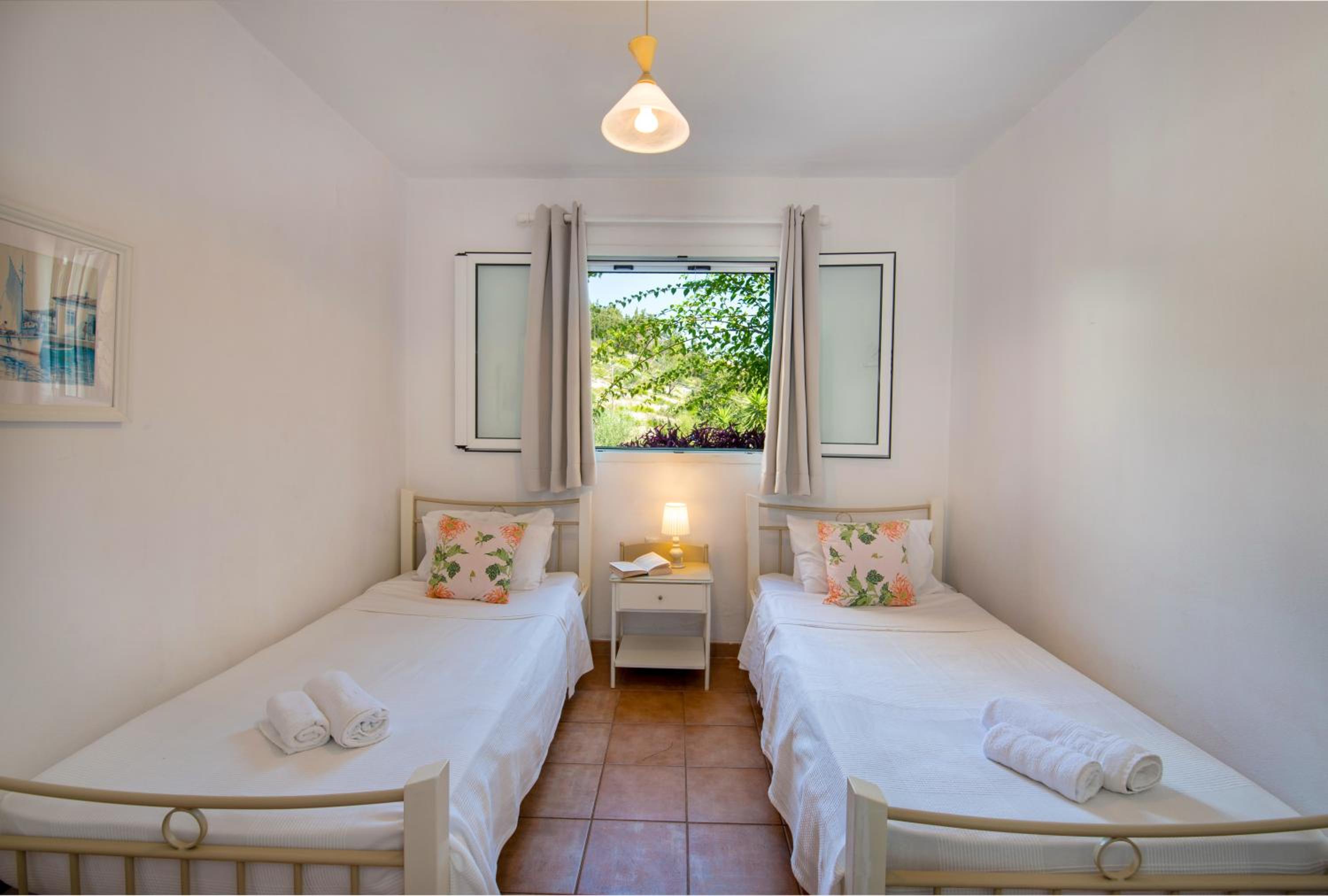 The Kantada Villas Petros, Eleni, Stelios & Dioni photo 3