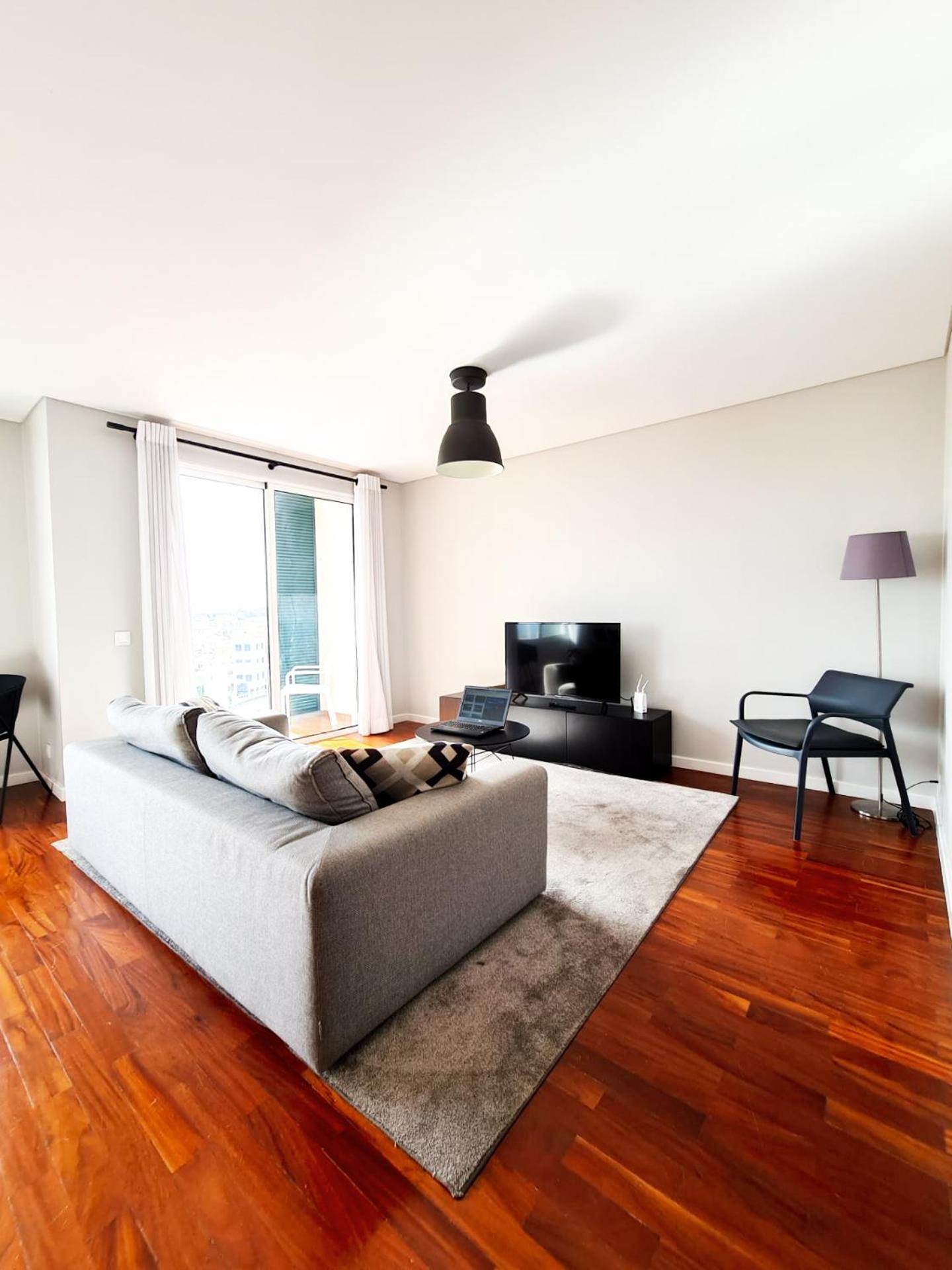 Santa Luzia's Pearl V - Two Bed Apartment view 4