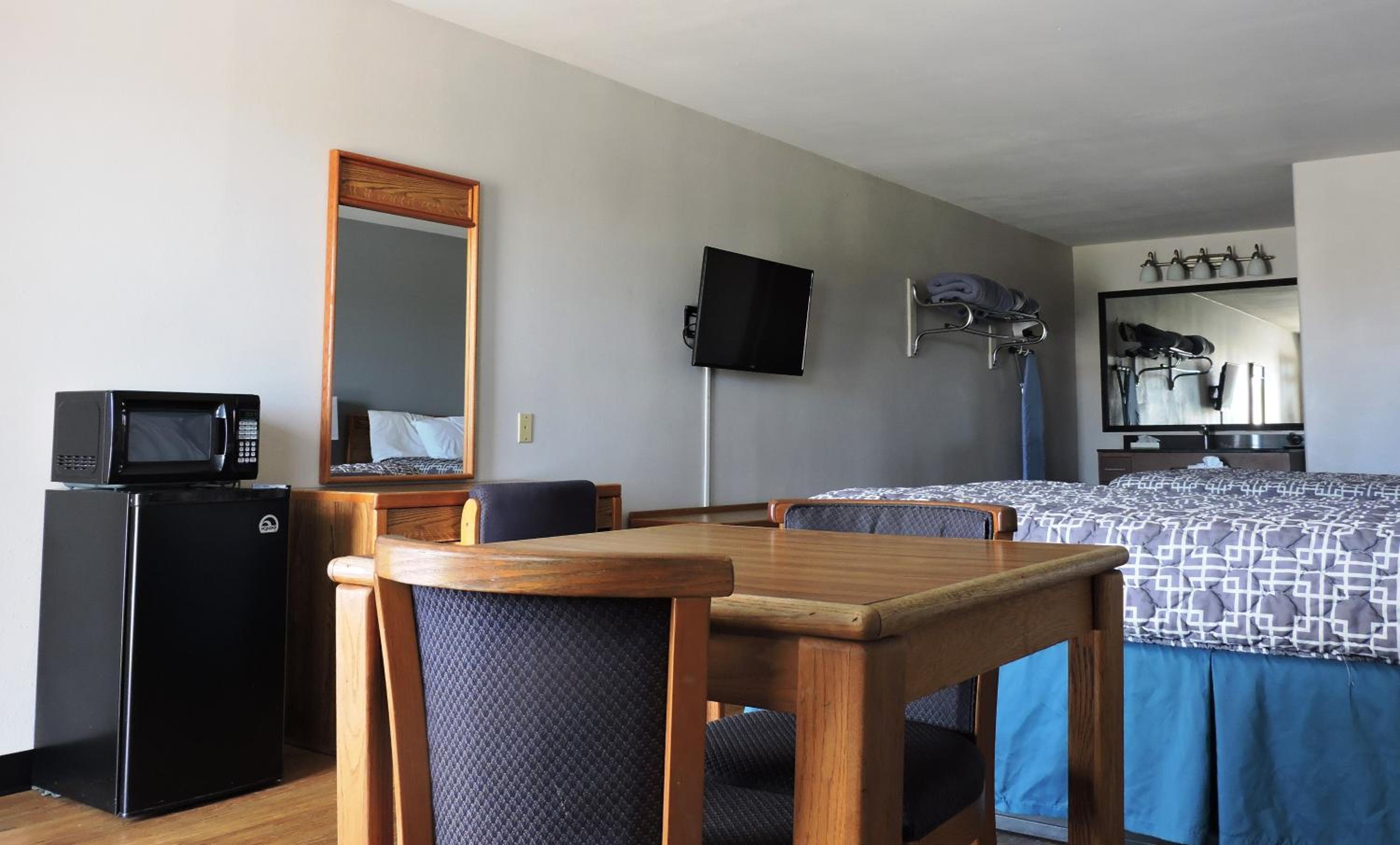 Alpine Vacations - Riata Inn - Marfa - Property Image 5