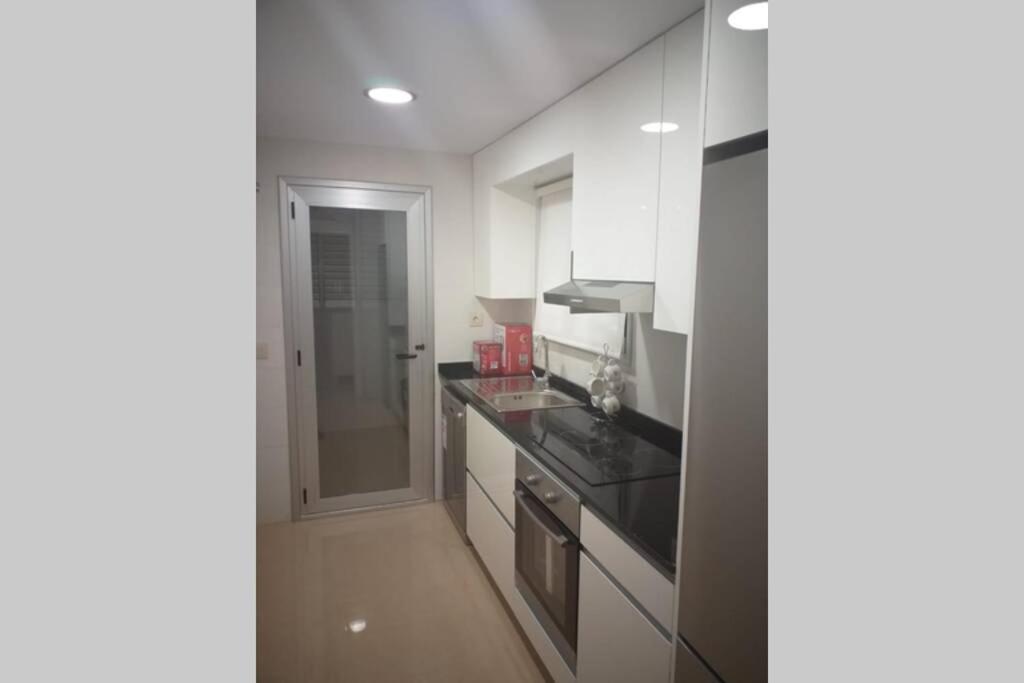 APARTAMENTO A ESTRENAR EN MIRAMAR-MARINA DÓR-1era linea de playa photo 2