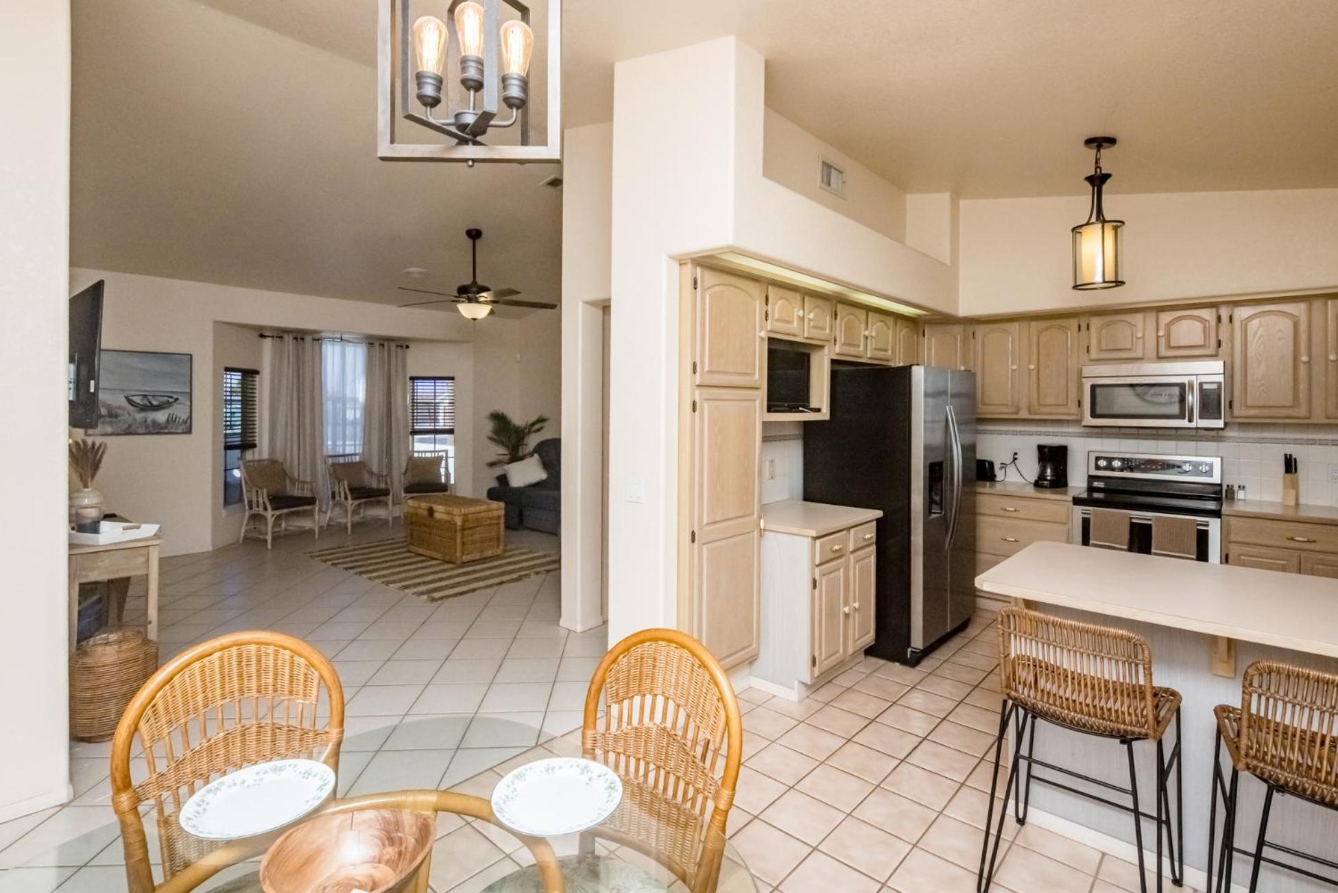 NEW! Desert Pool & Spa Home, Minutes To Beach! view 4