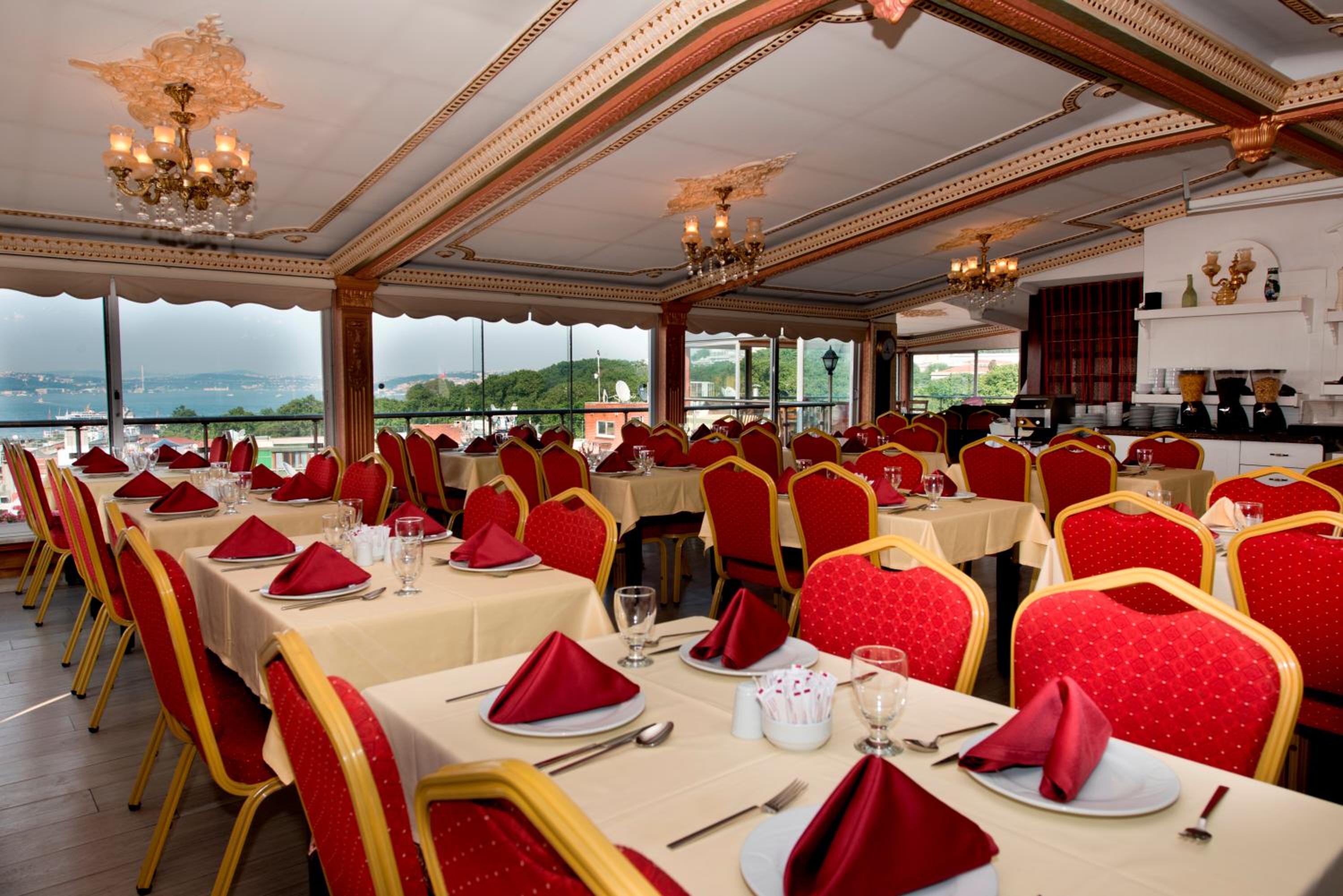 Golden Horn Hotel
